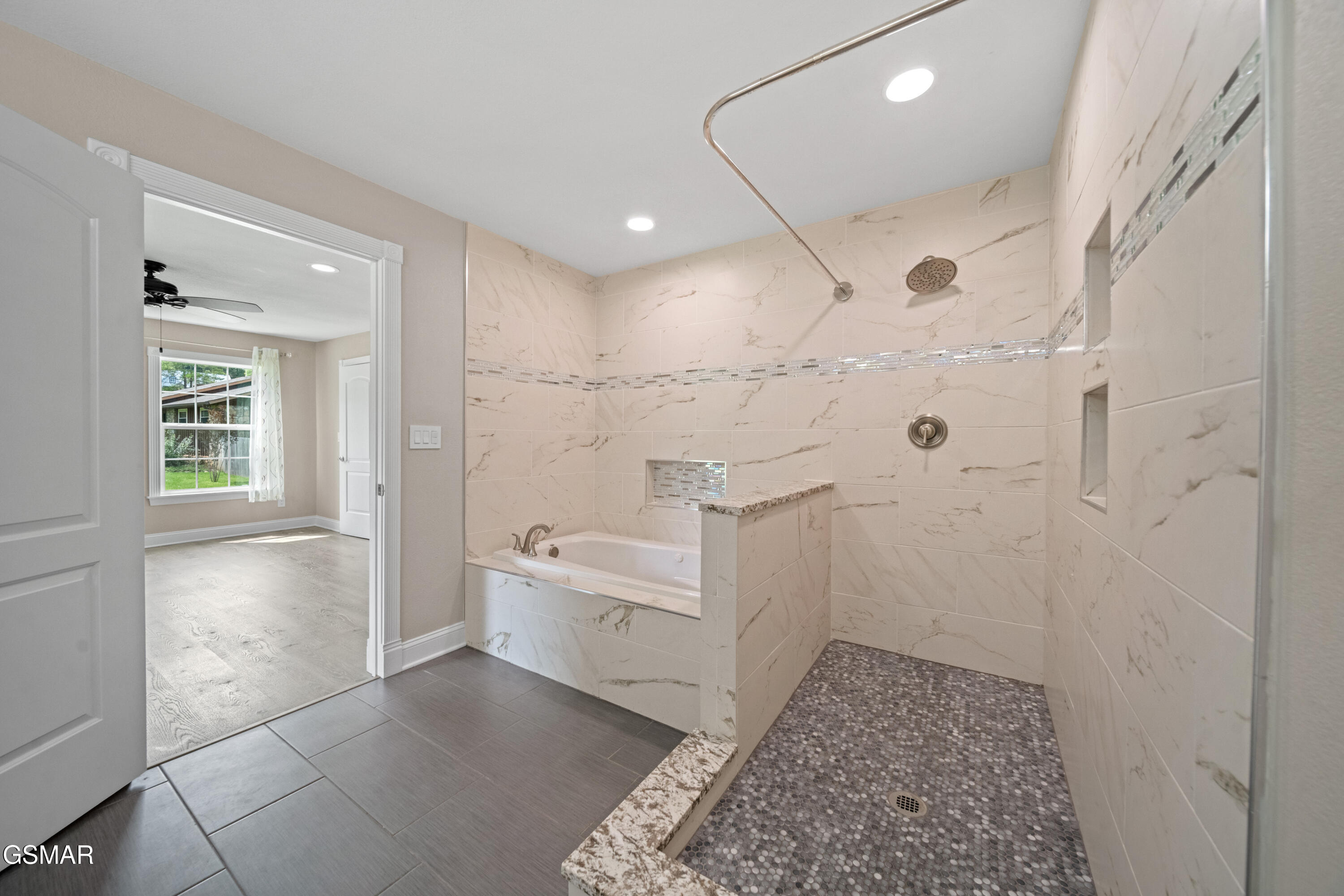 412 Apple Valley Road Sevierville TN 37862