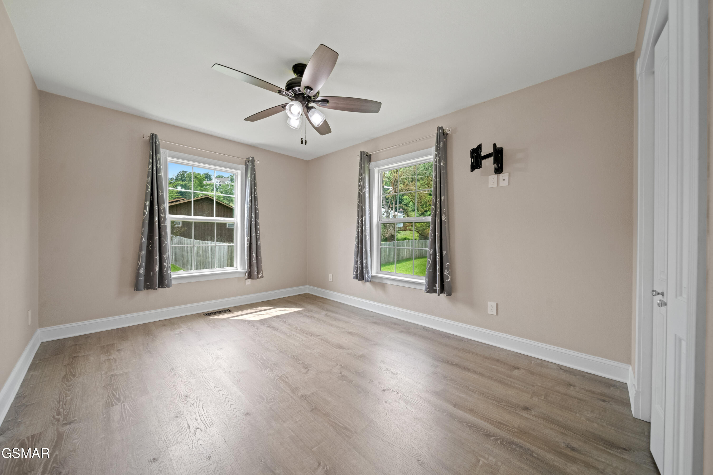 412 Apple Valley Road Sevierville TN 37862