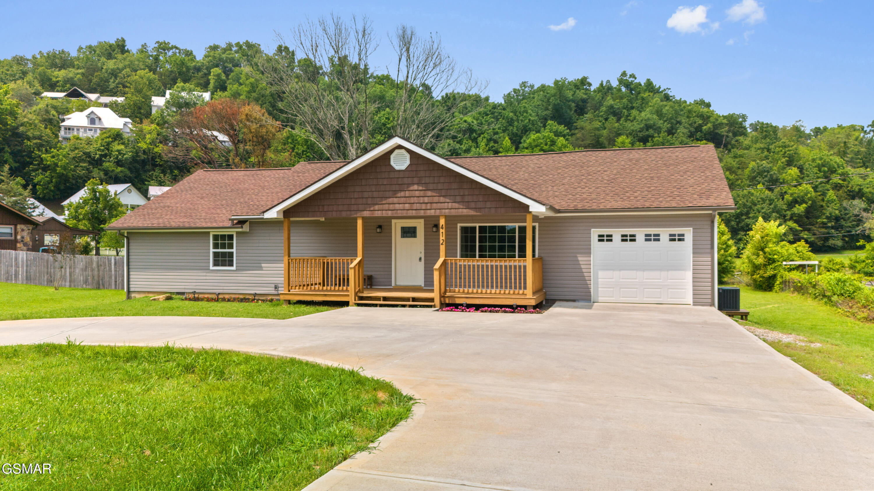 412 Apple Valley Road Sevierville TN 37862