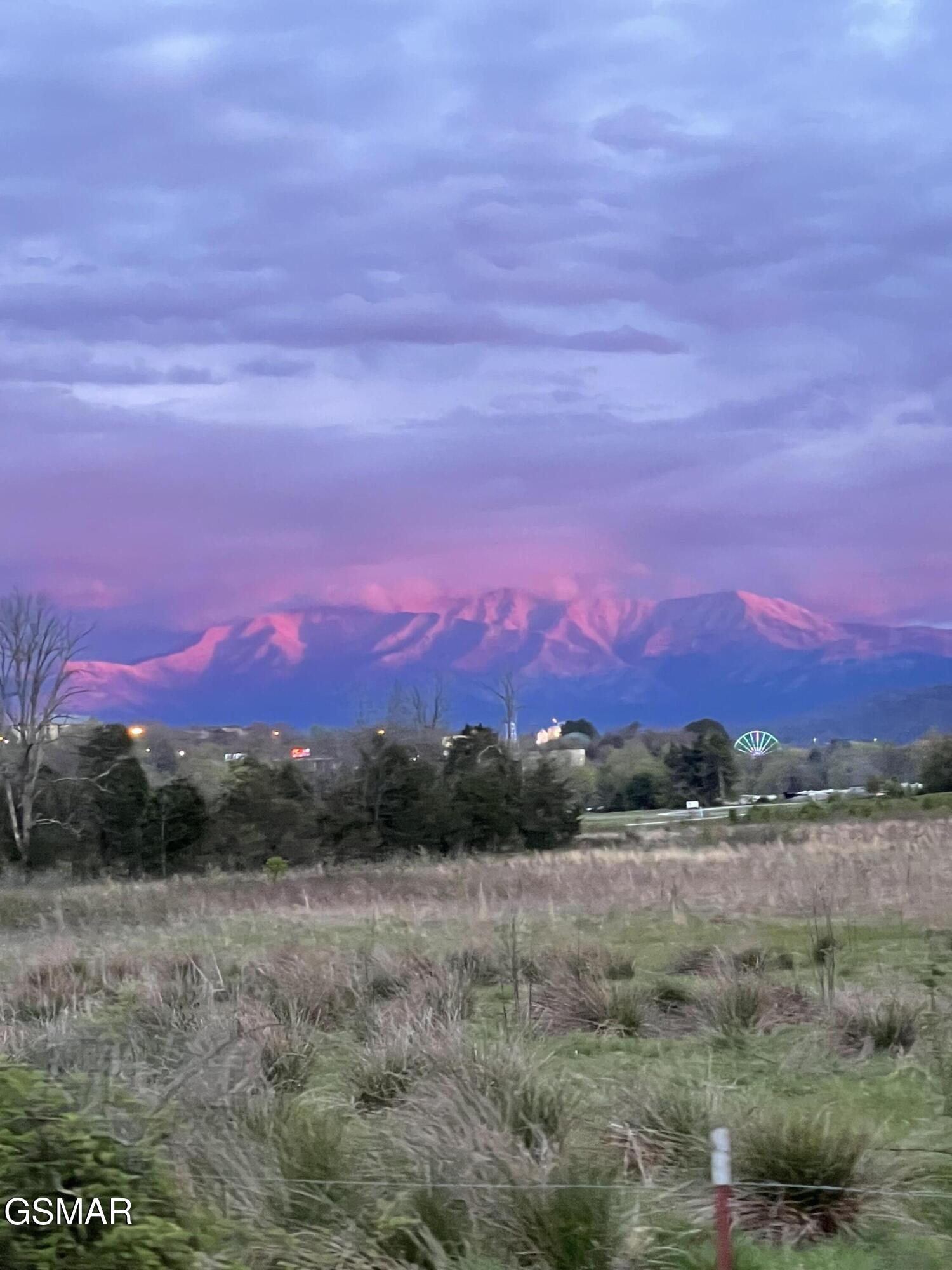 412 Apple Valley Road Sevierville TN 37862