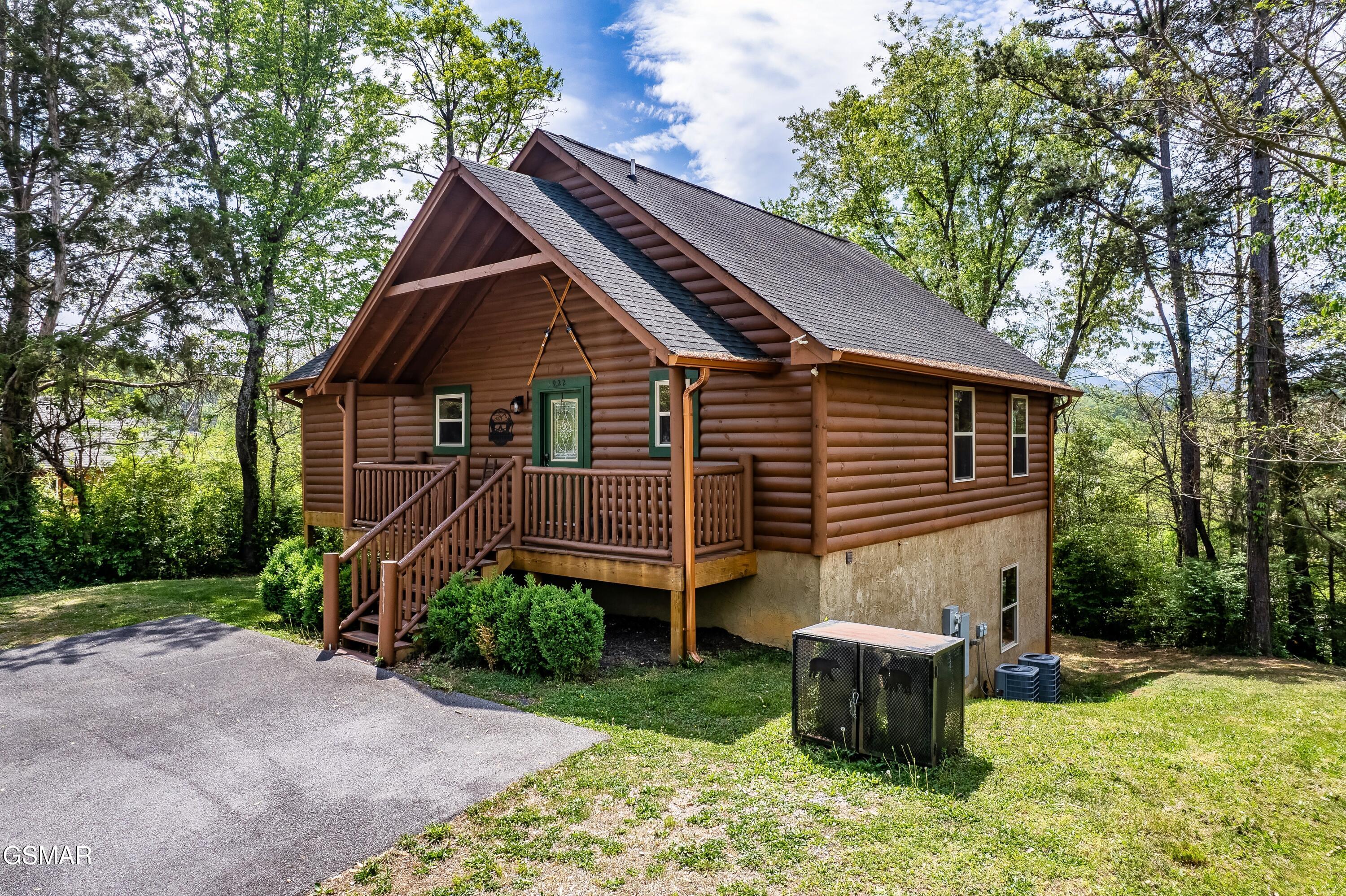 3922 Valley View Drive Pigeon Forge TN 37863