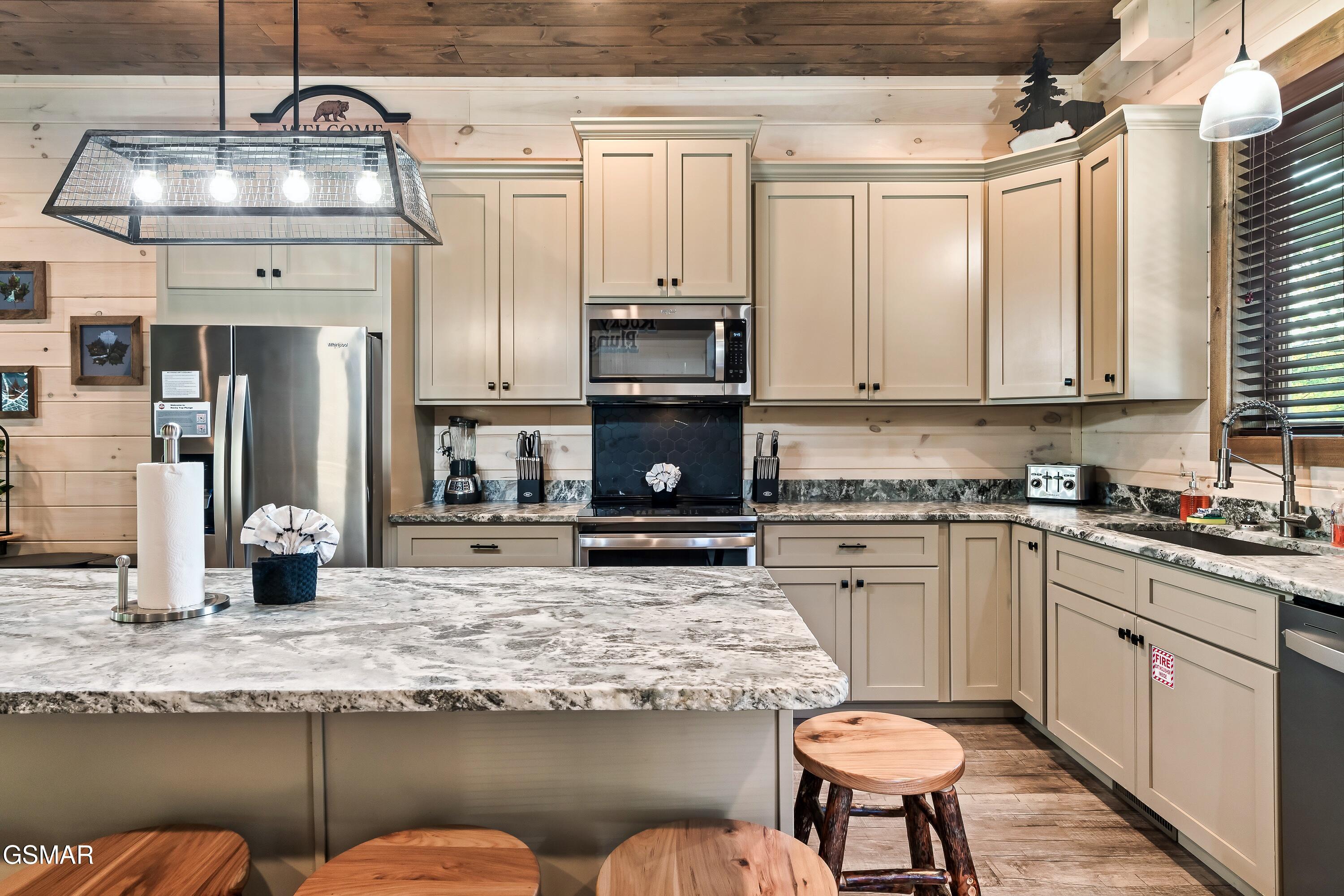 3504 Sandridge Way Pigeon Forge TN 37863