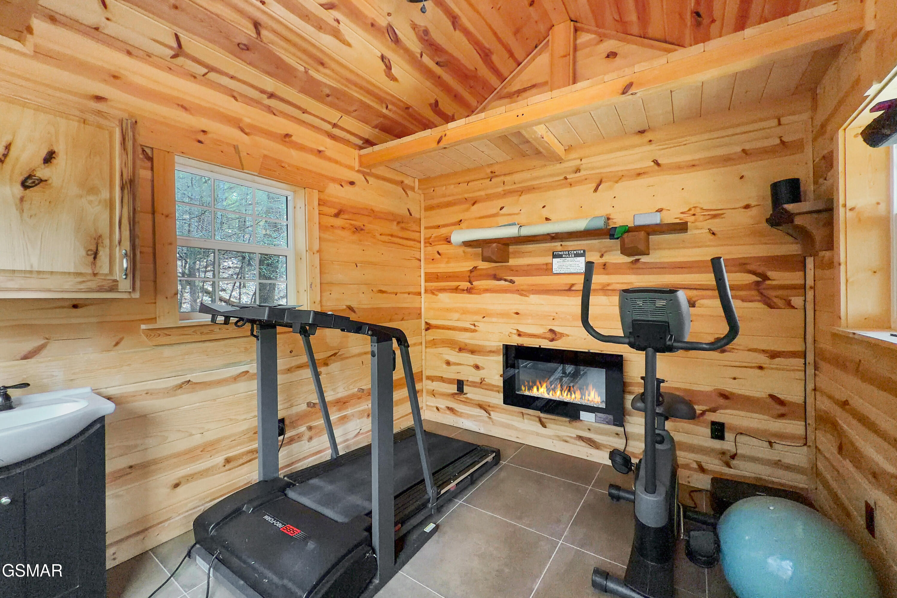 1238 Mossy Cove Way Sevierville TN 37876