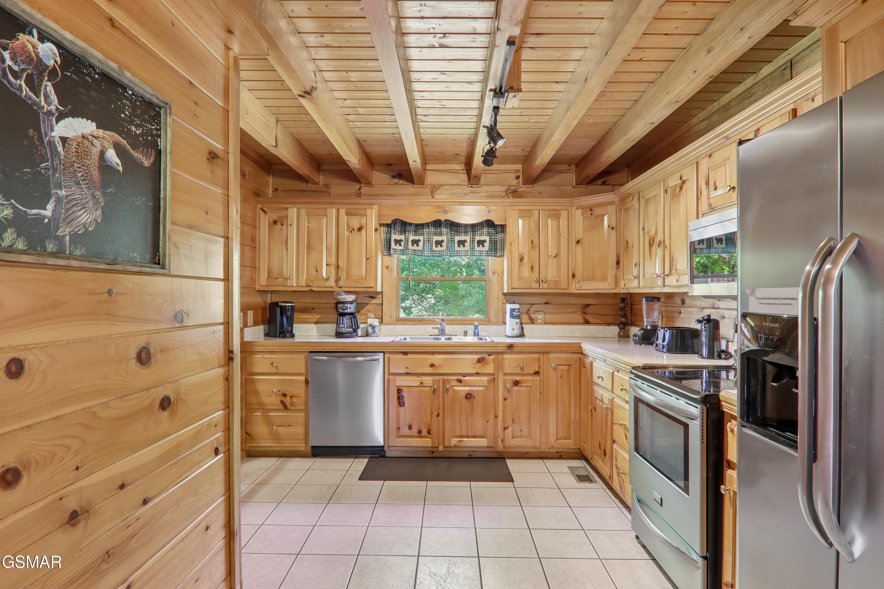 2043 Oakmont Drive Sevierville TN 37876