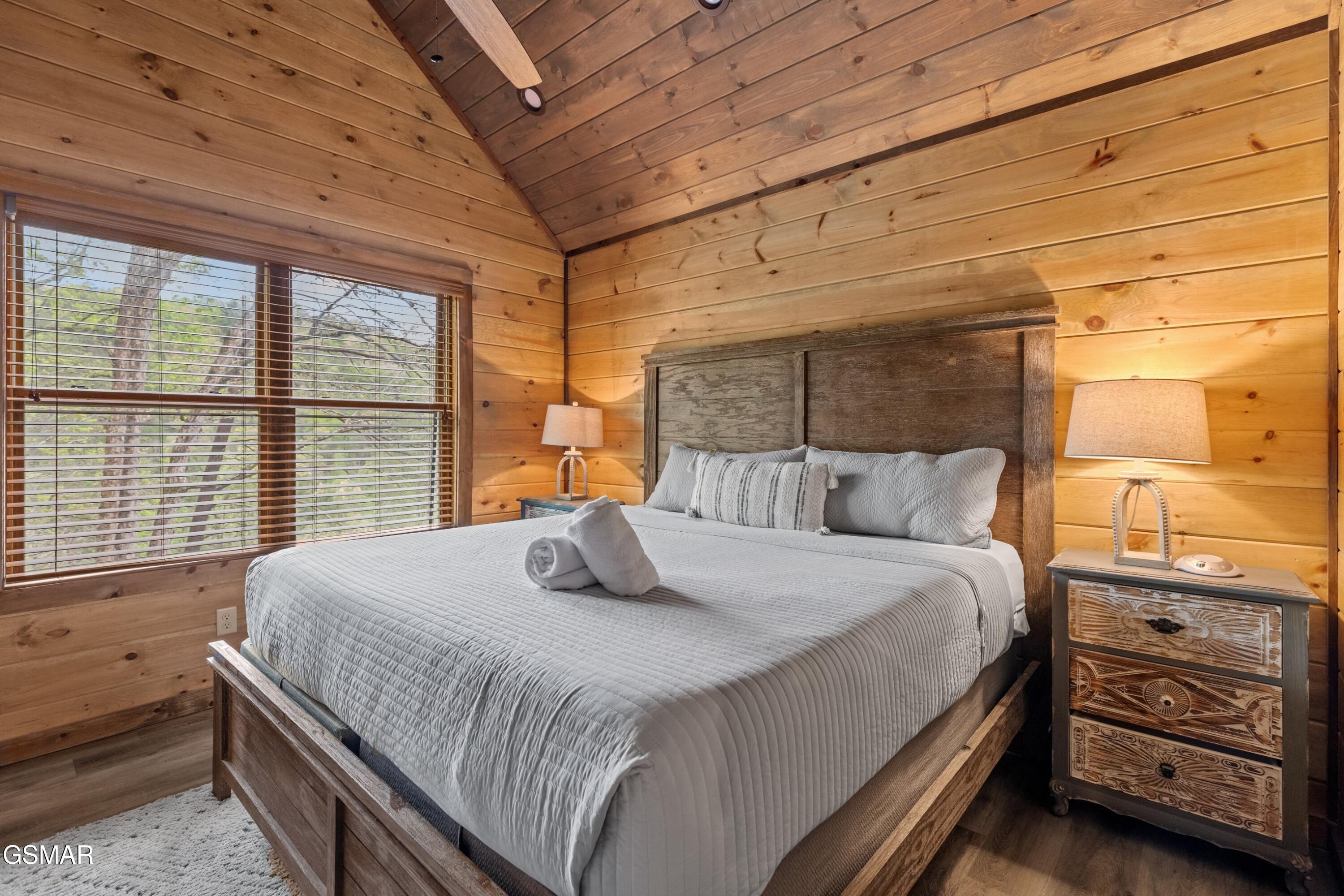 5276 Riversong Way Sevierville TN 37876