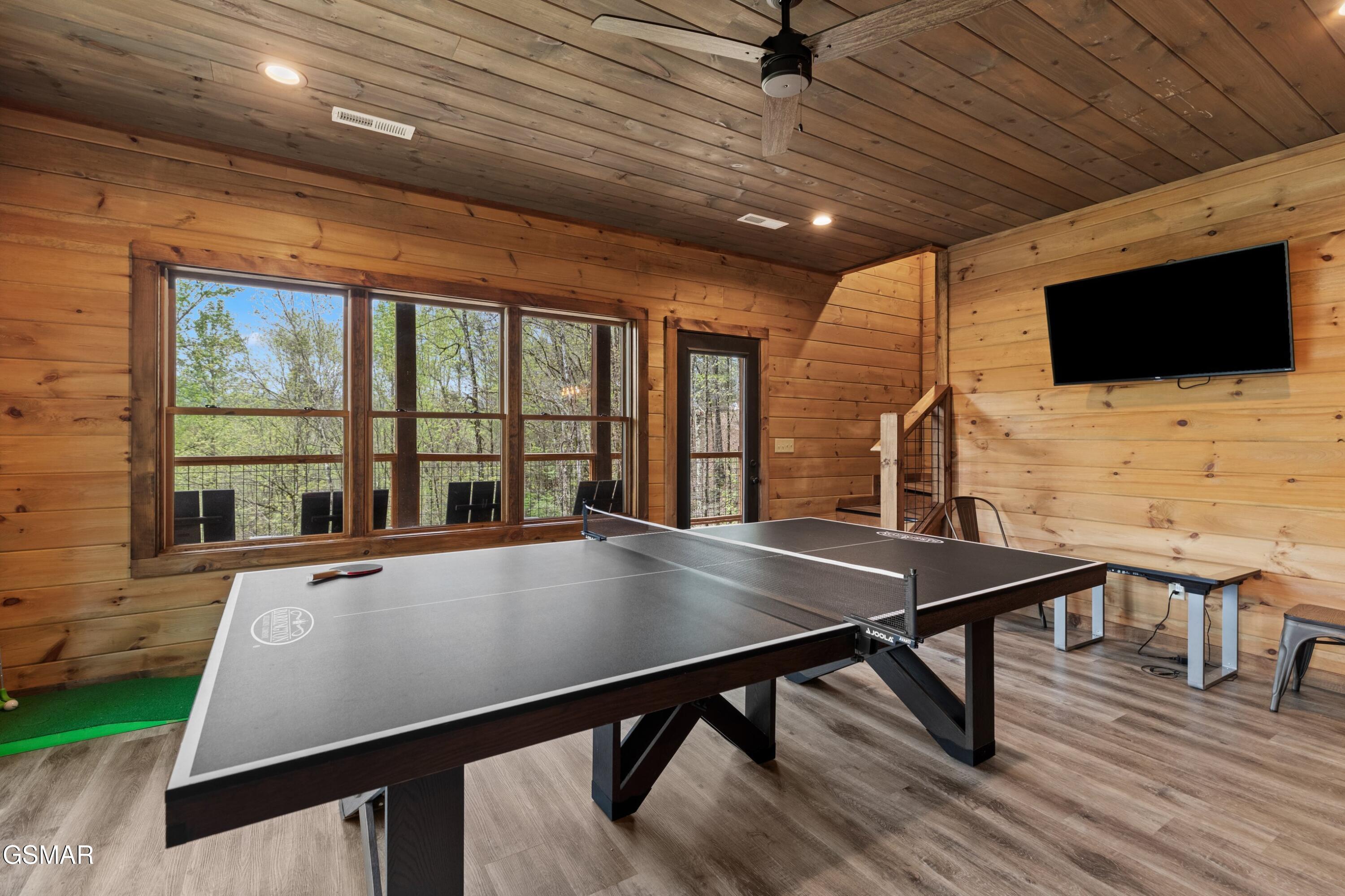 5276 Riversong Way Sevierville TN 37876