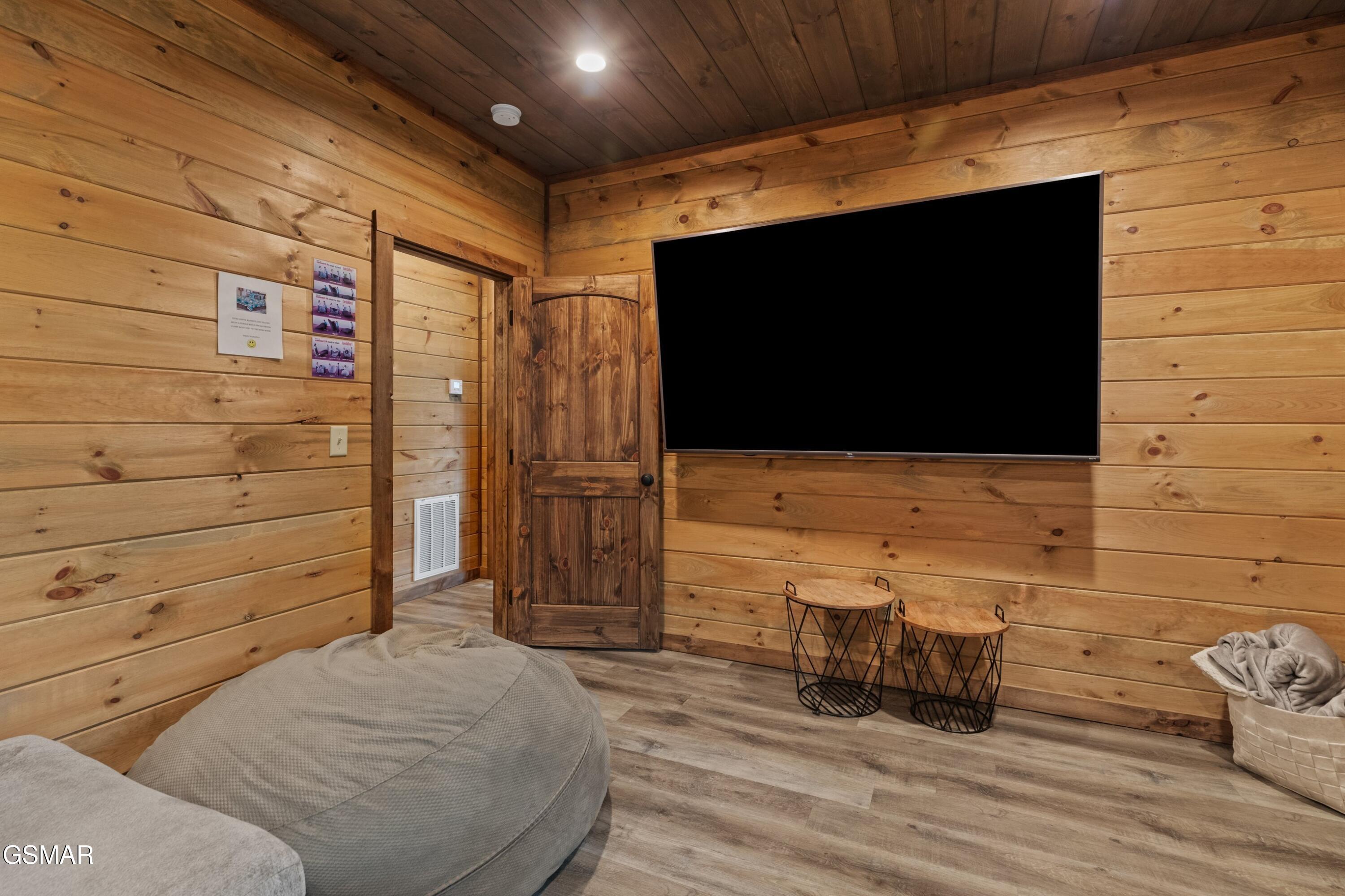 5276 Riversong Way Sevierville TN 37876