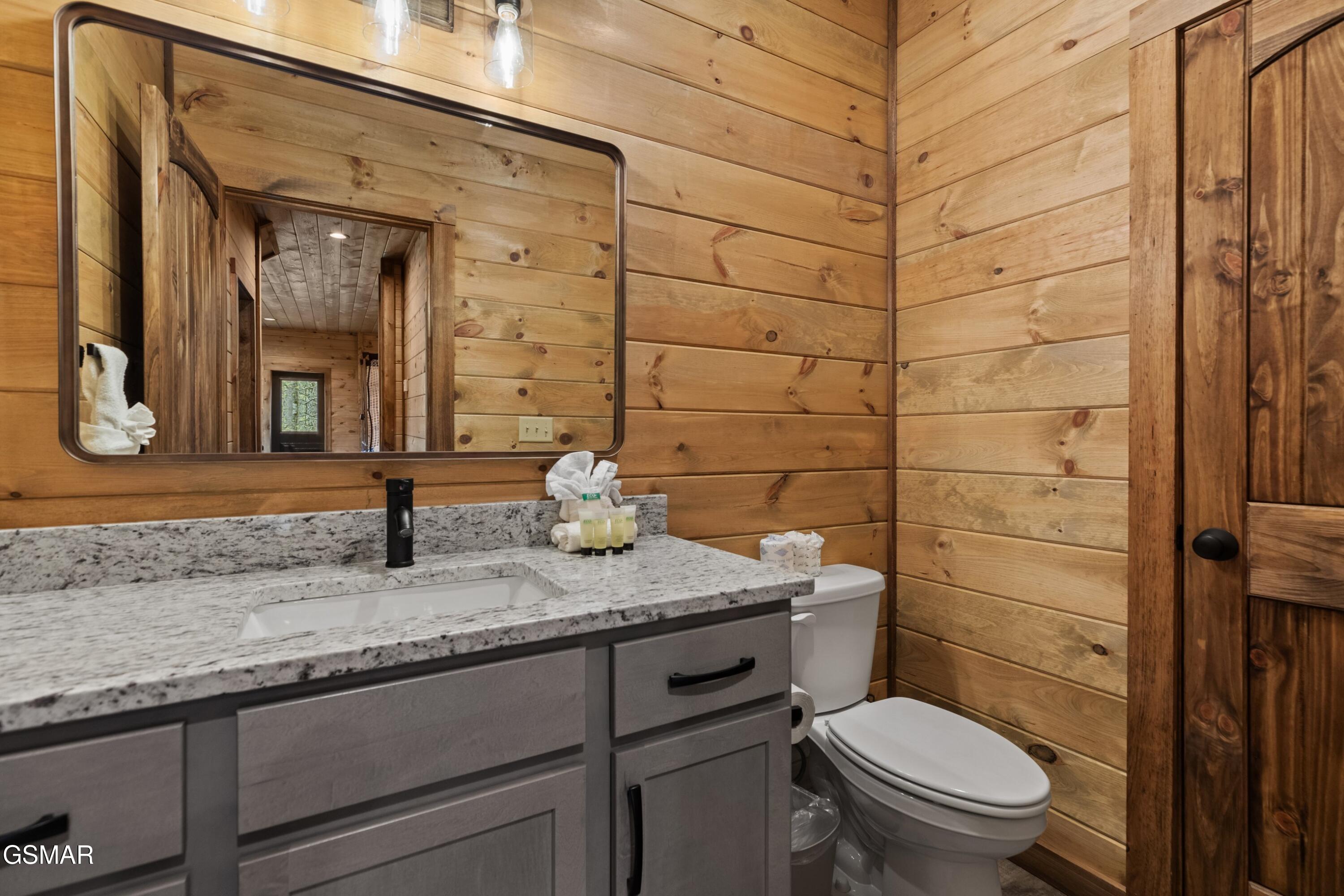 5276 Riversong Way Sevierville TN 37876