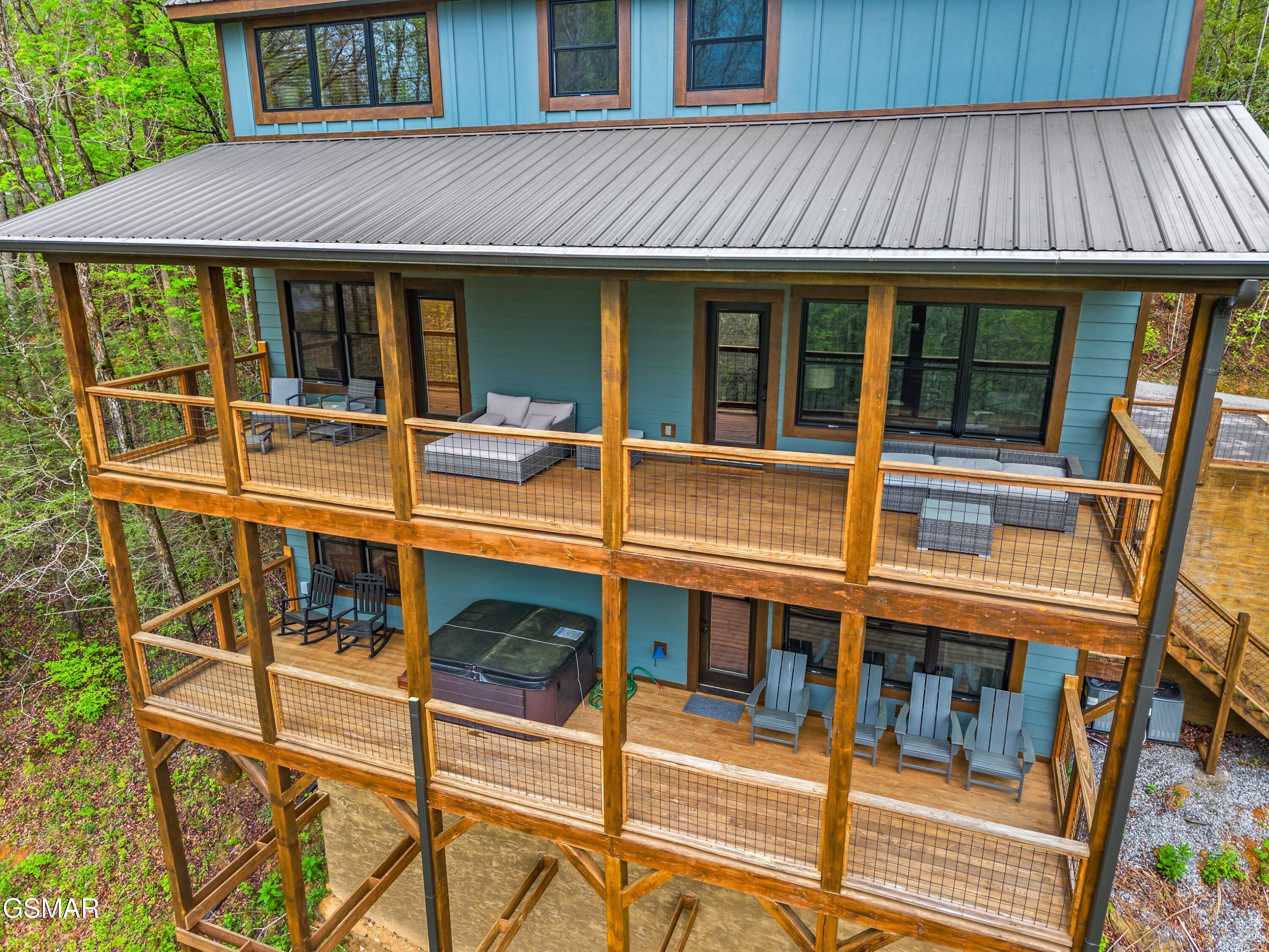 5276 Riversong Way Sevierville TN 37876