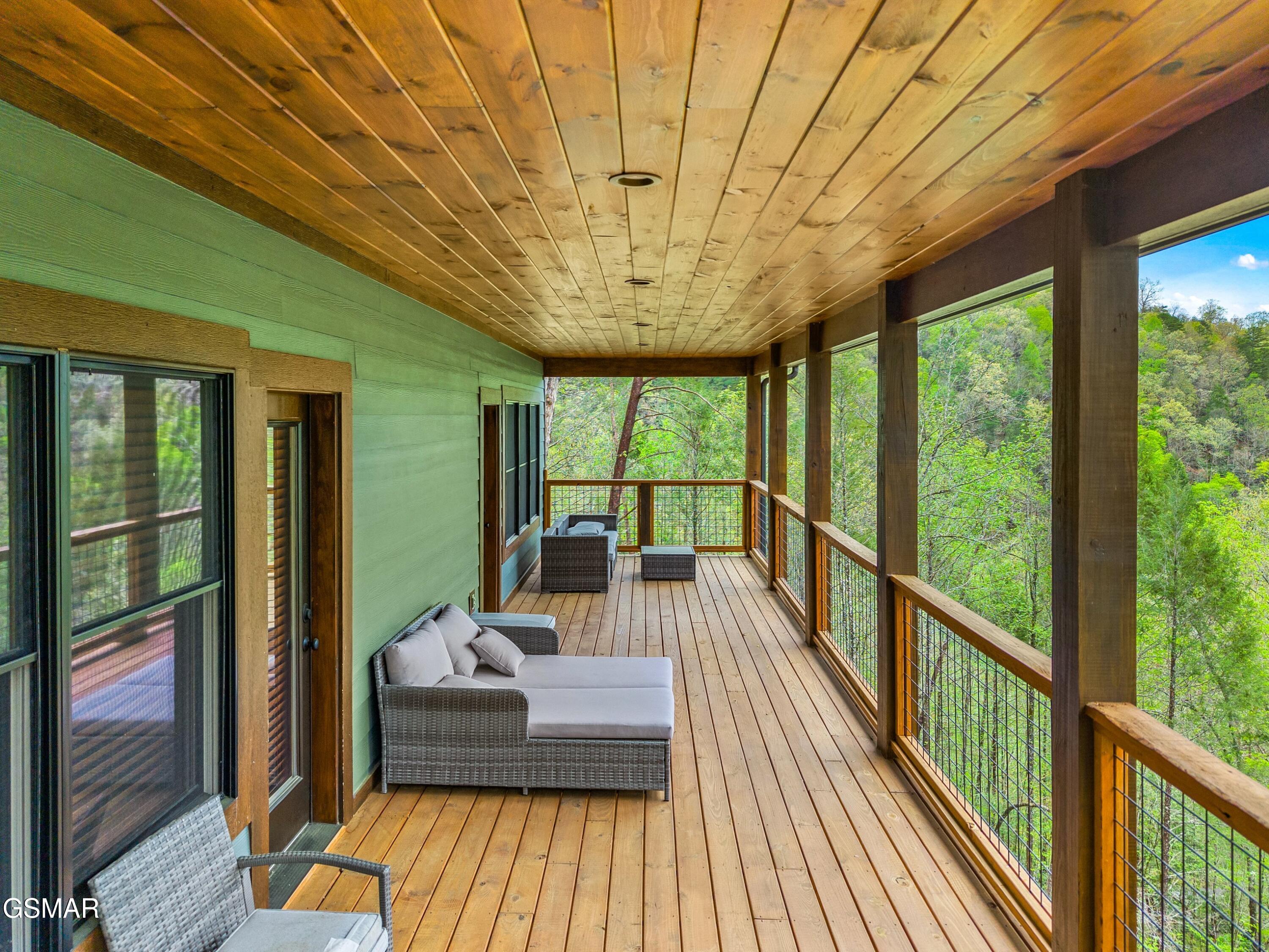 5276 Riversong Way Sevierville TN 37876