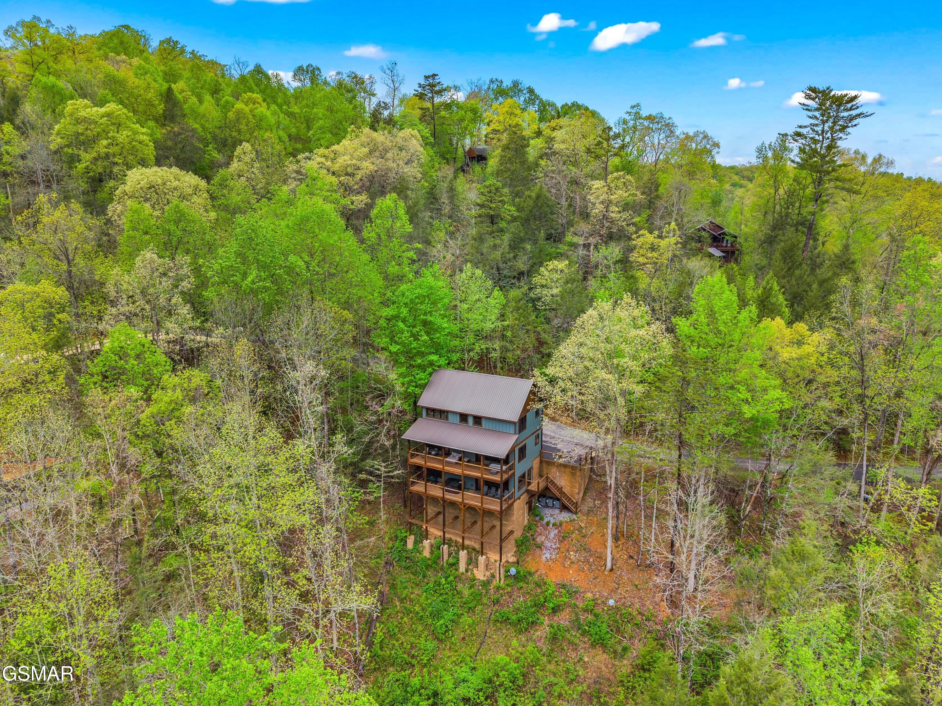 5276 Riversong Way Sevierville TN 37876