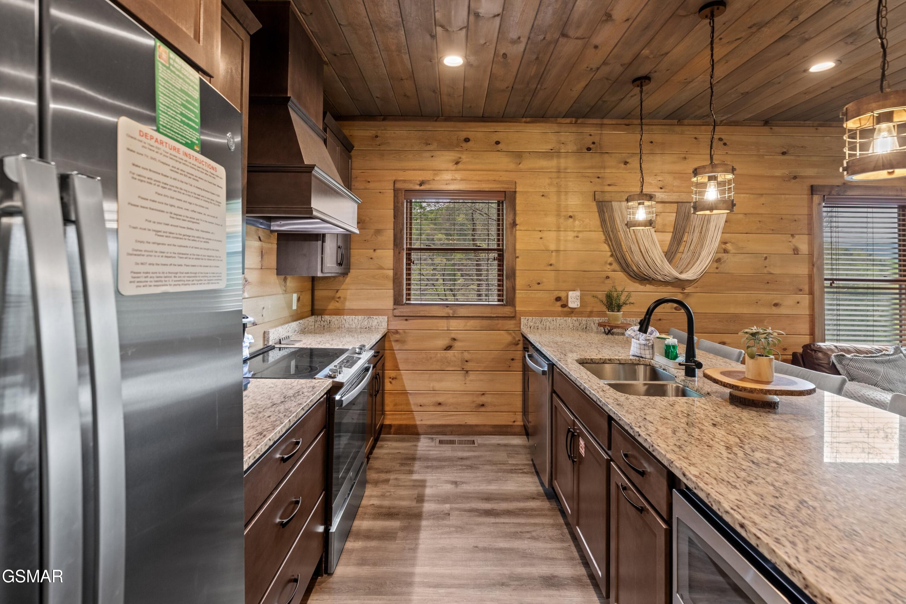 5276 Riversong Way Sevierville TN 37876