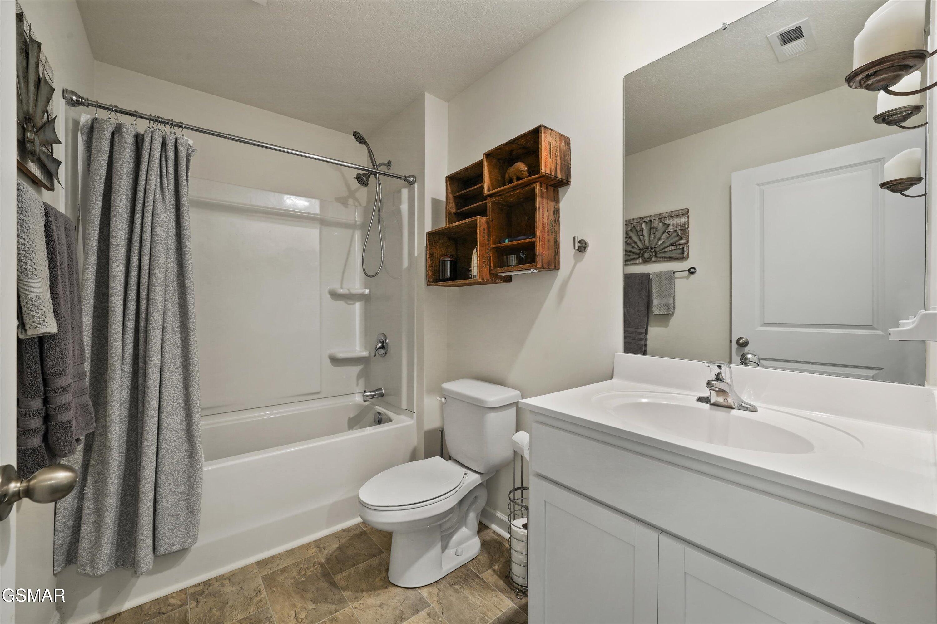 5056 Elm Brook Road Dandridge TN 37725