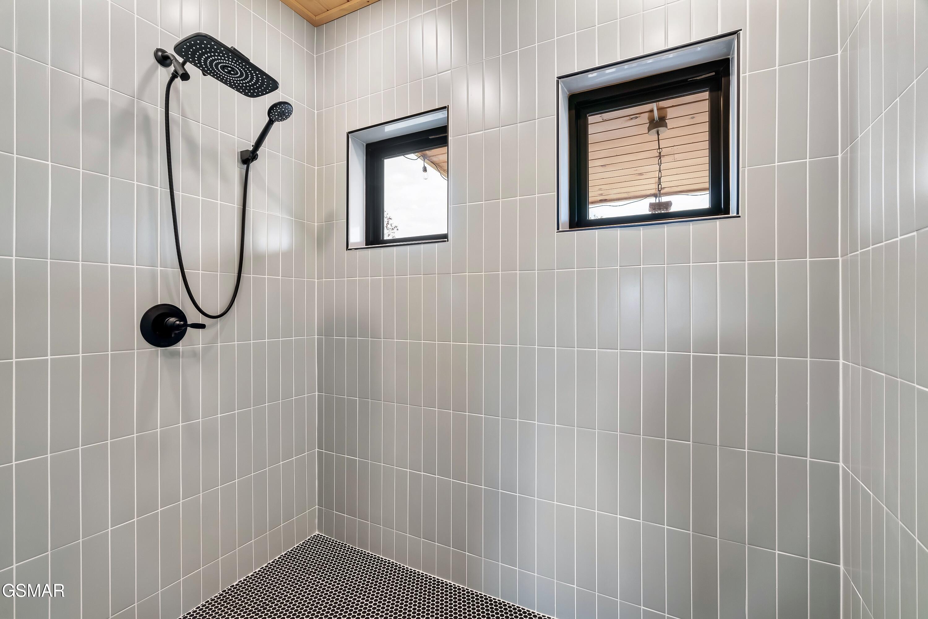 1279 Upper Middle Creek Road Sevierville TN 37876