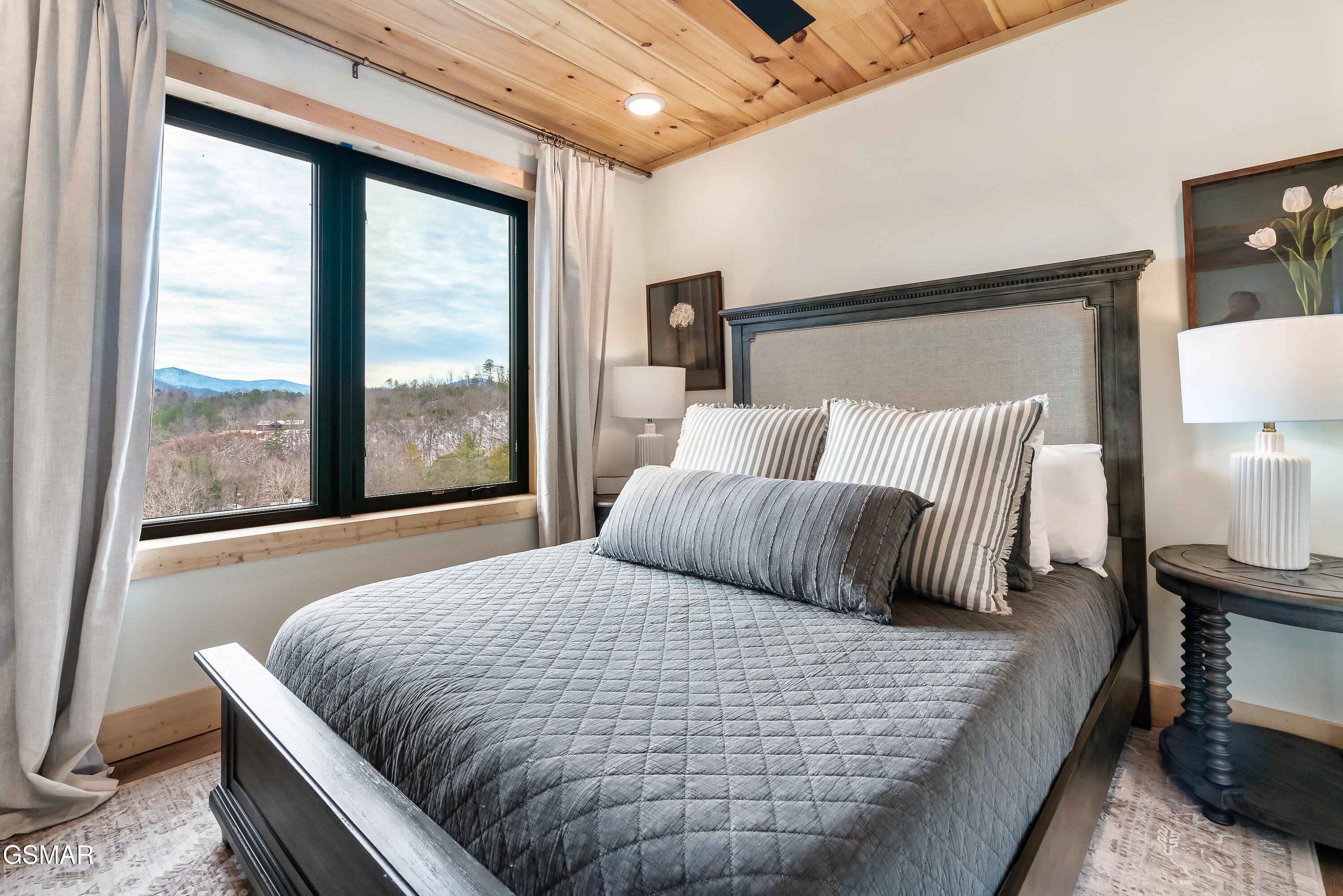 1279 Upper Middle Creek Road Sevierville TN 37876