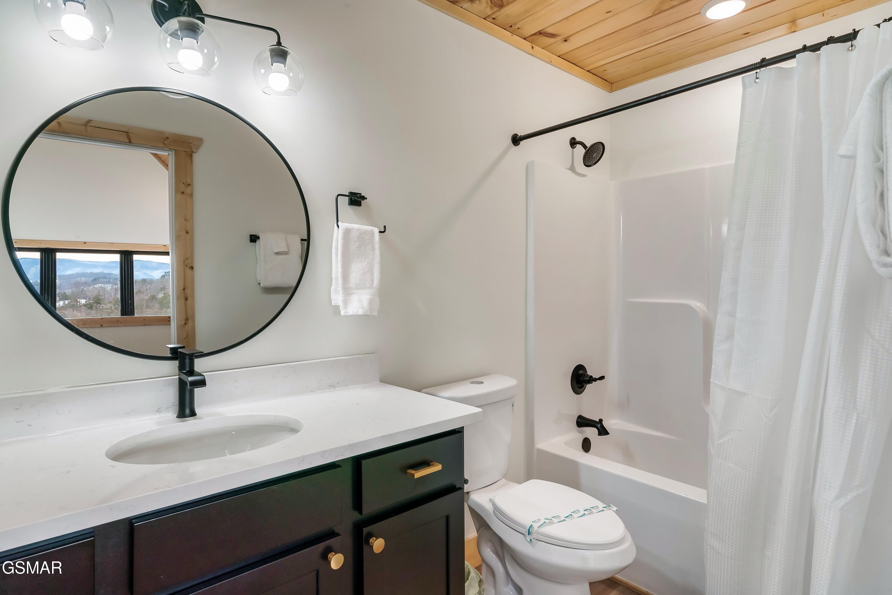 1279 Upper Middle Creek Road Sevierville TN 37876