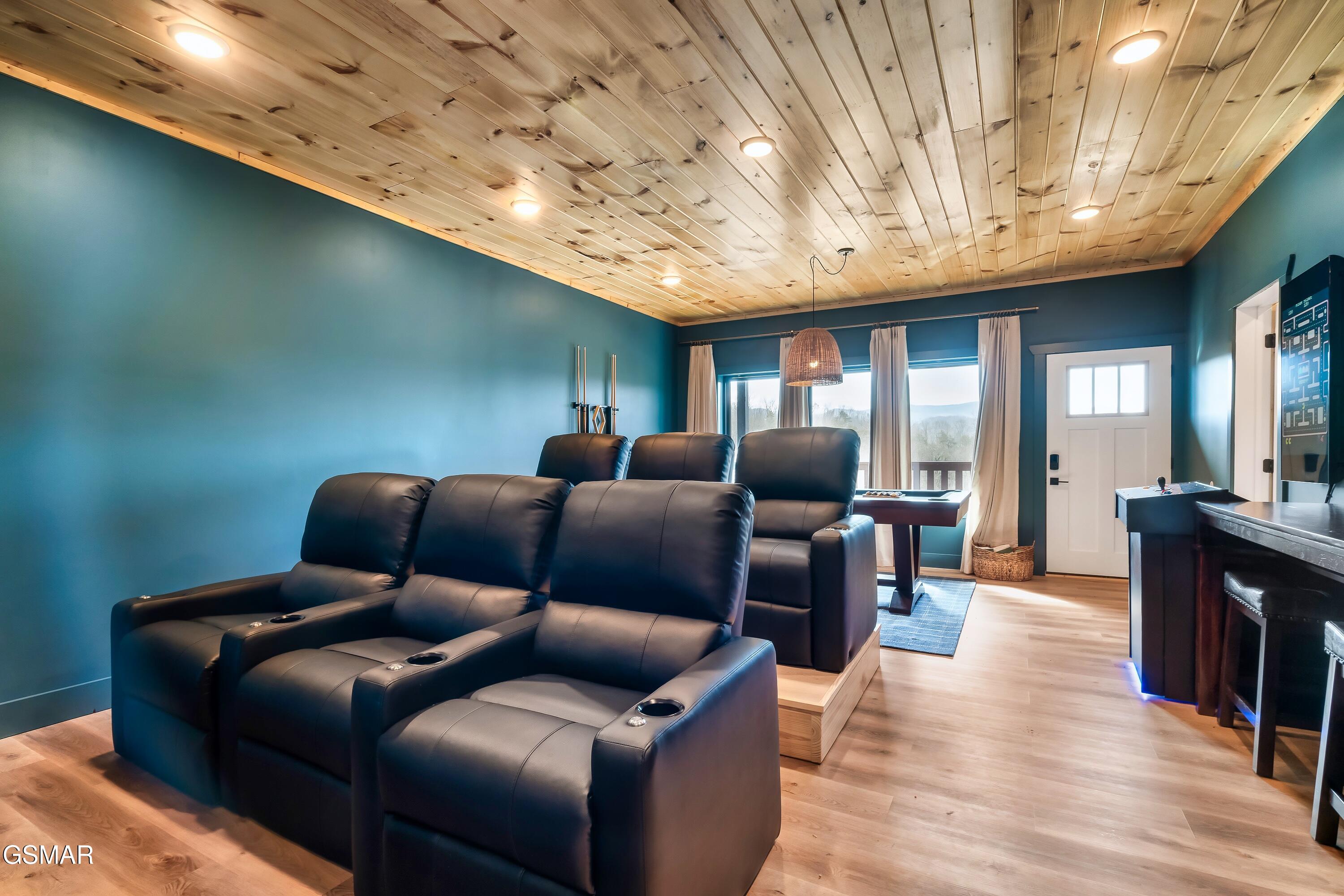 1279 Upper Middle Creek Road Sevierville TN 37876