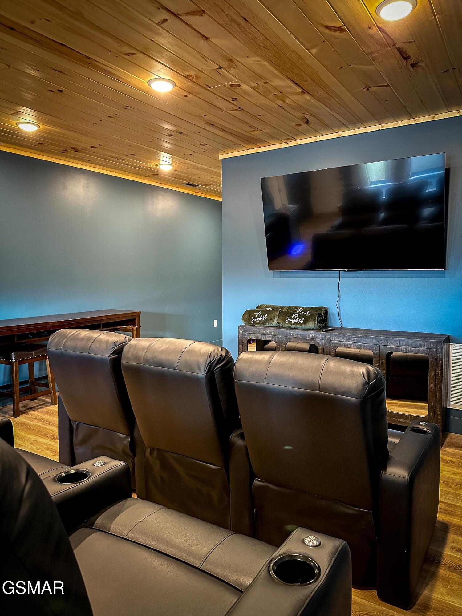 1279 Upper Middle Creek Road Sevierville TN 37876