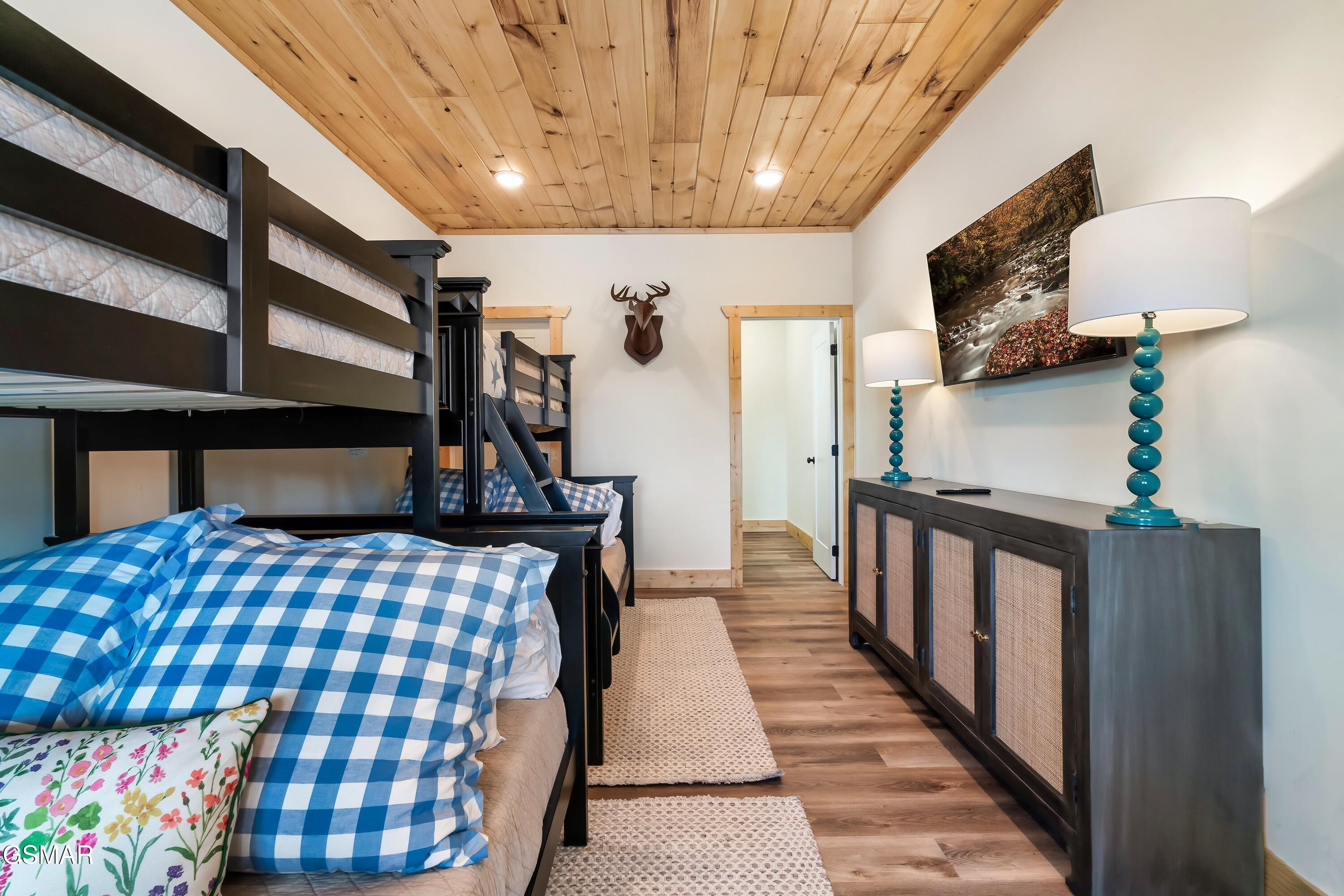 1279 Upper Middle Creek Road Sevierville TN 37876