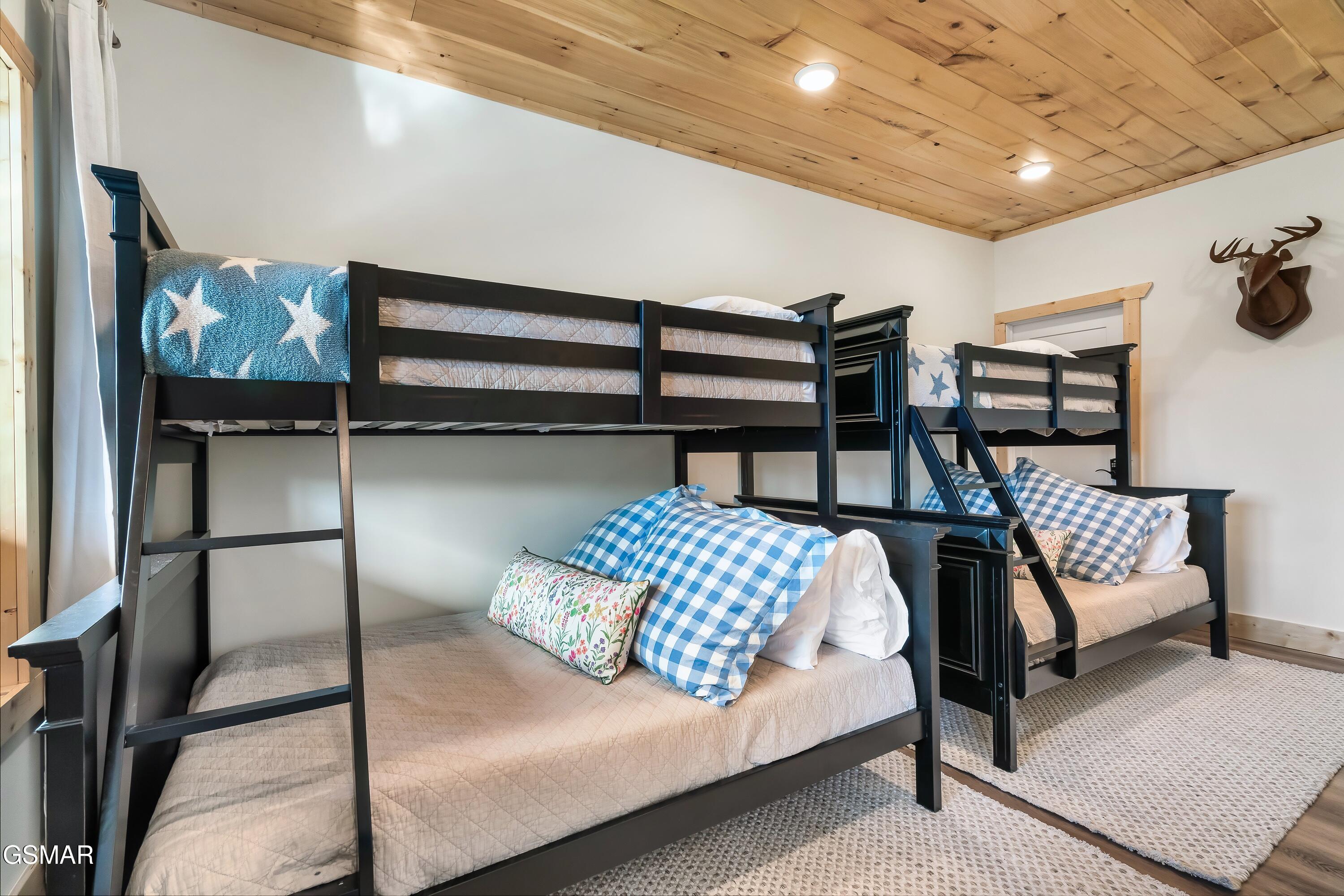 1279 Upper Middle Creek Road Sevierville TN 37876