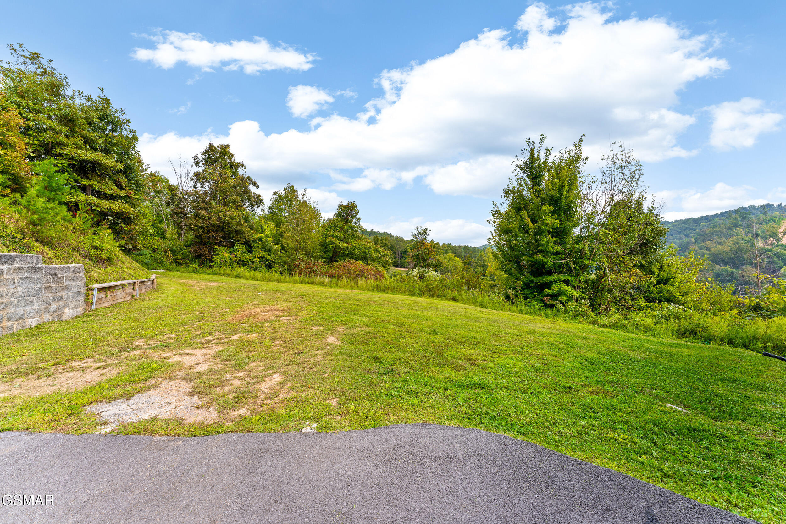 1279 Upper Middle Creek Road Sevierville TN 37876