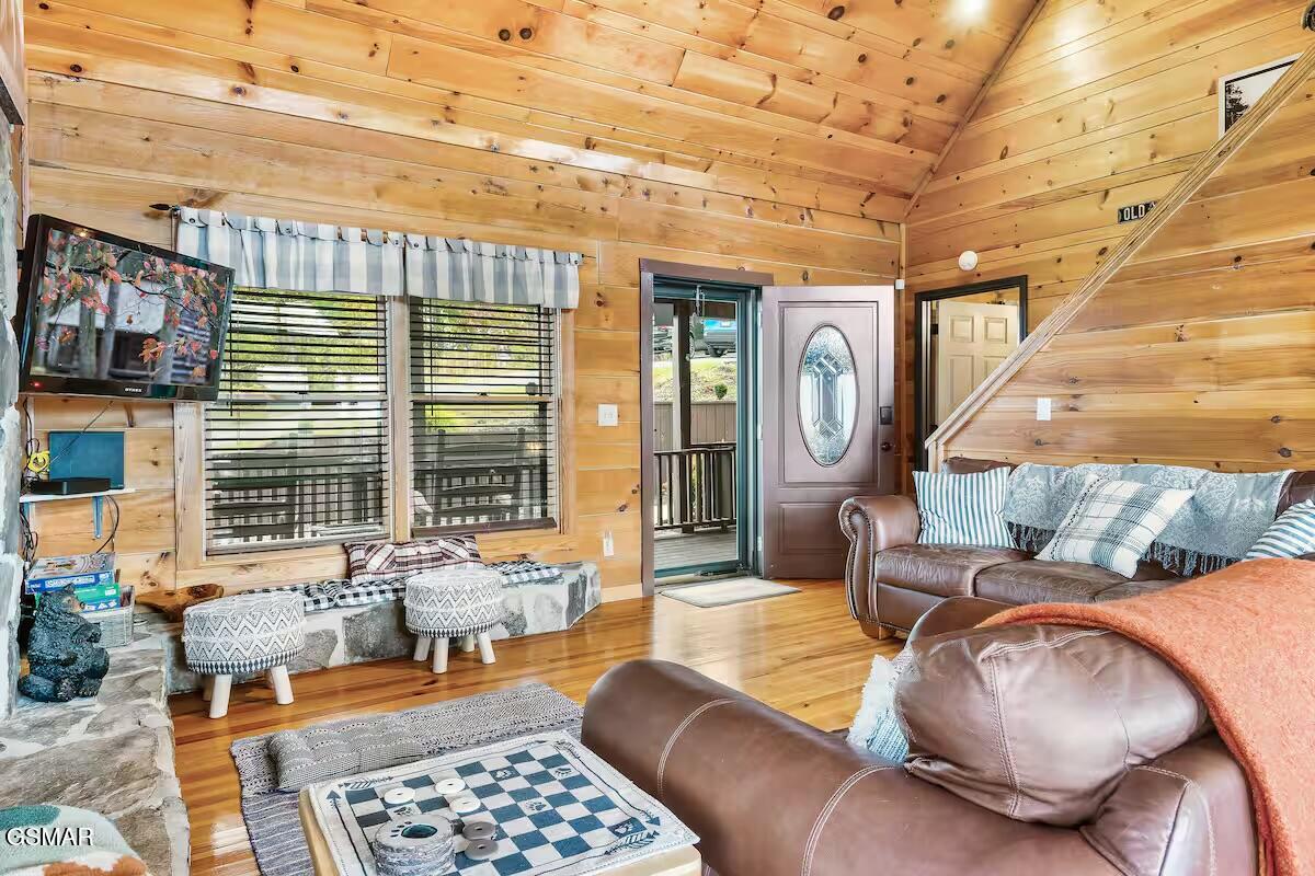 3933 Glenview Way Sevierville TN 37862