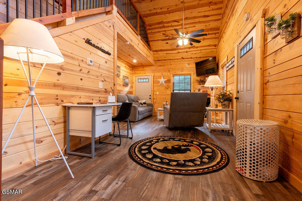 2594 Windfall Estates Drive Sevierville TN 37876