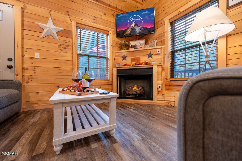 2594 Windfall Estates Drive Sevierville TN 37876