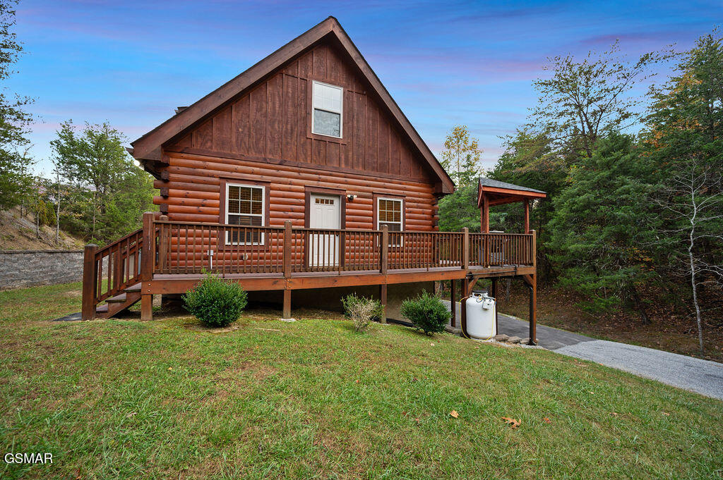 2594 Windfall Estates Drive Sevierville TN 37876