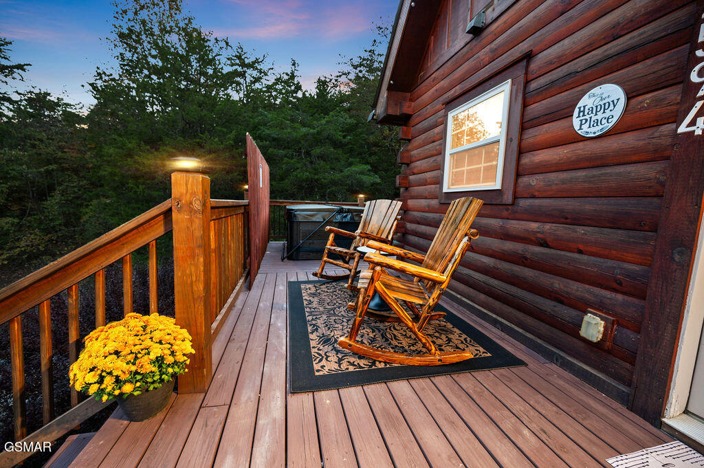 2594 Windfall Estates Drive Sevierville TN 37876