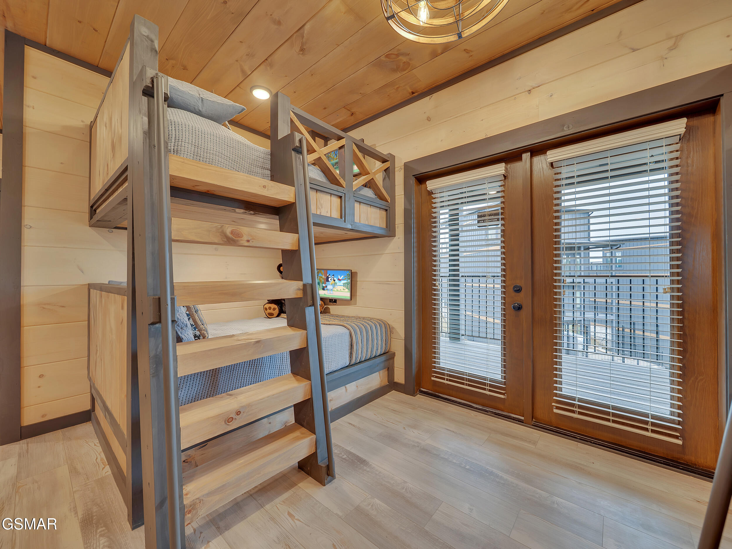 1319 Wildhorse Ridge Way Sevierville TN 37862