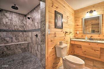 1071 Scenic Hills Road Pigeon Forge TN 37863