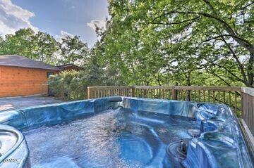 1071 Scenic Hills Road Pigeon Forge TN 37863