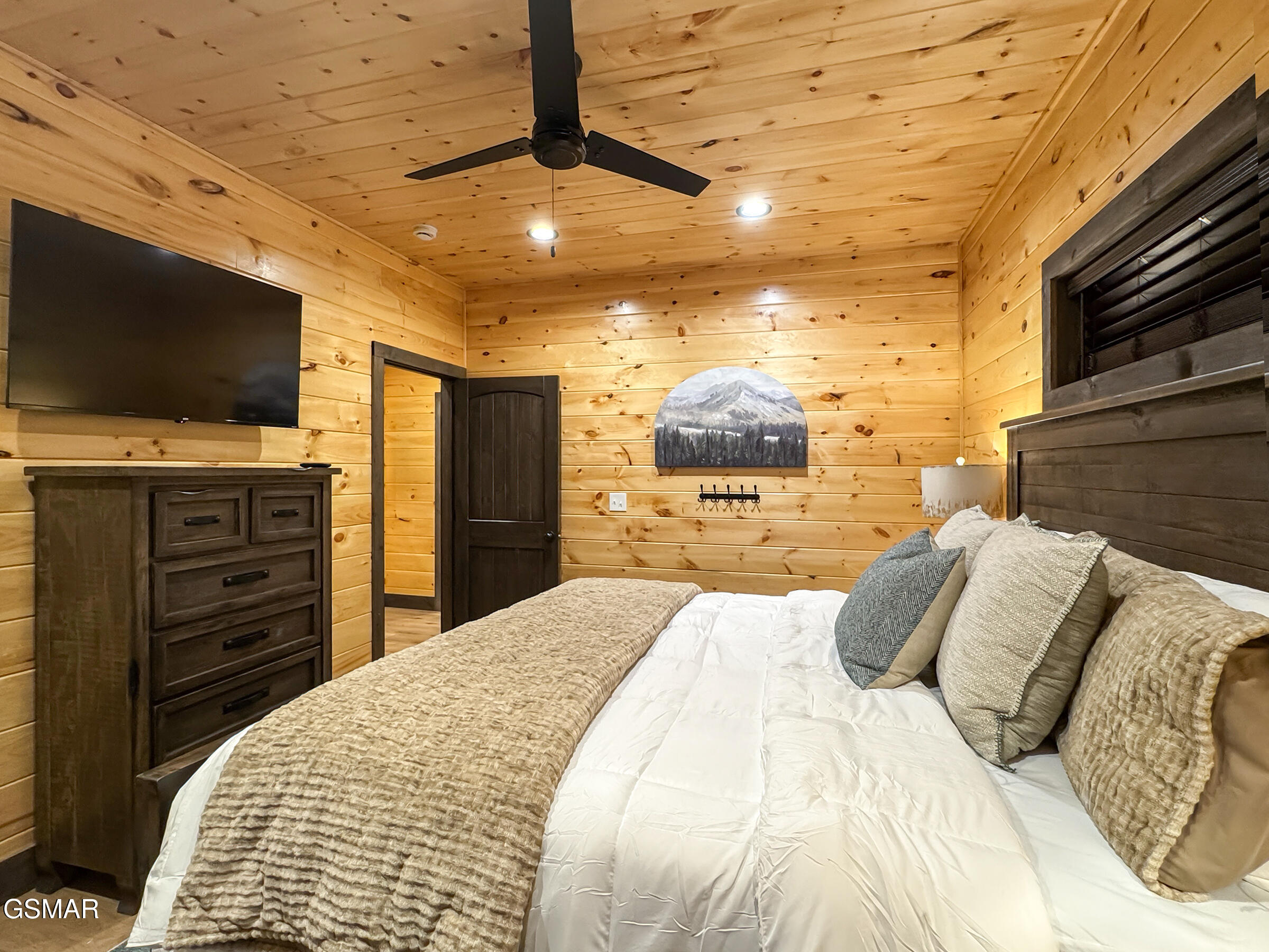 2313 Grey Fox Sevierville TN 37862