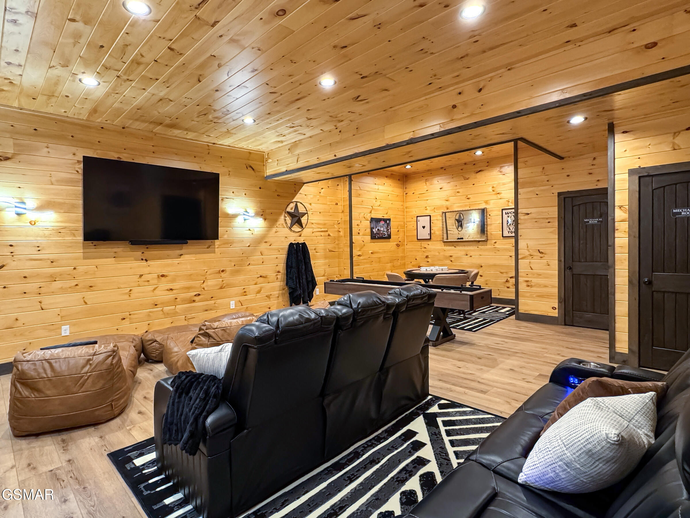 2313 Grey Fox Sevierville TN 37862