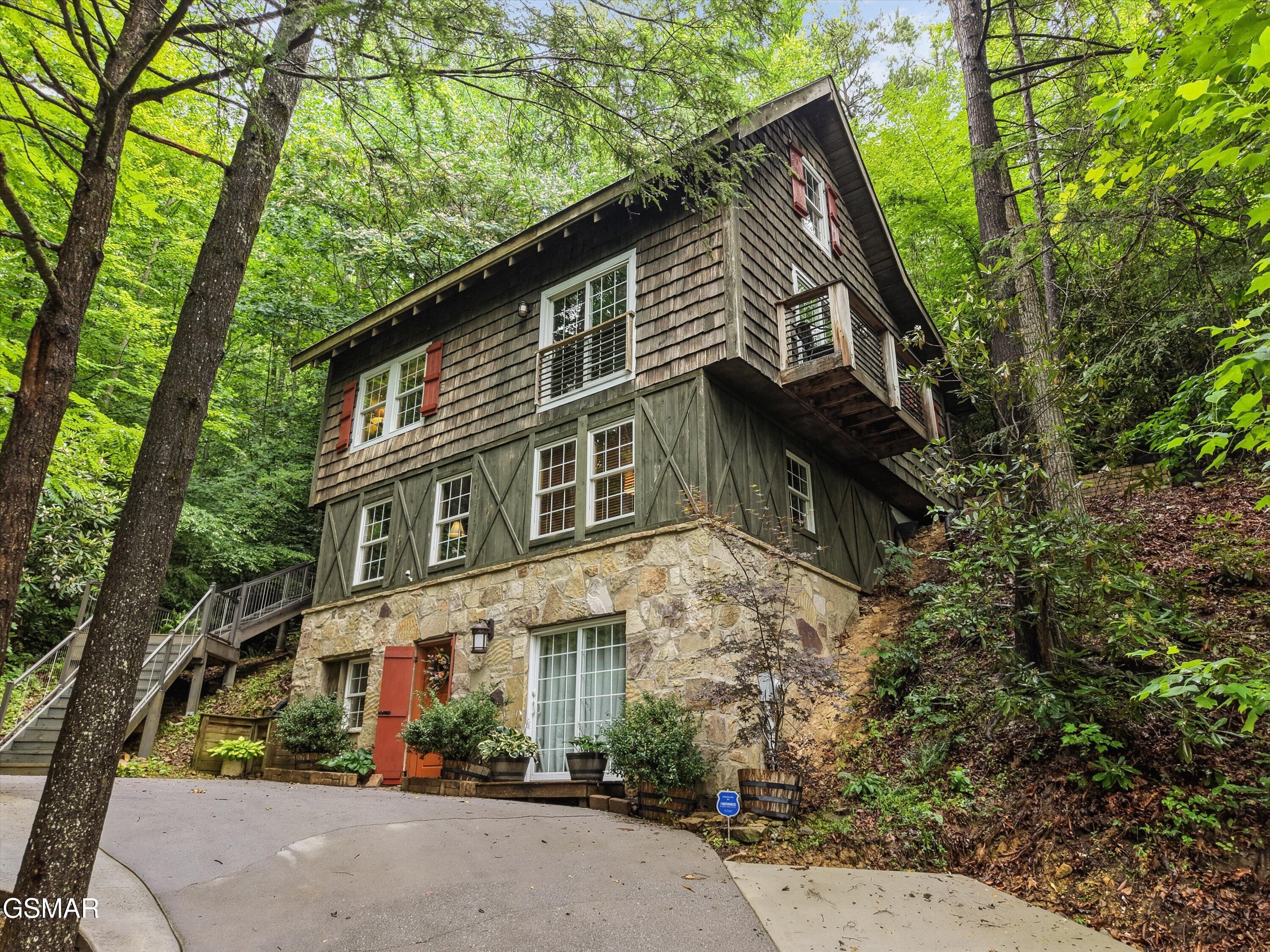 345 Gatlin Drive Gatlinburg TN 37738