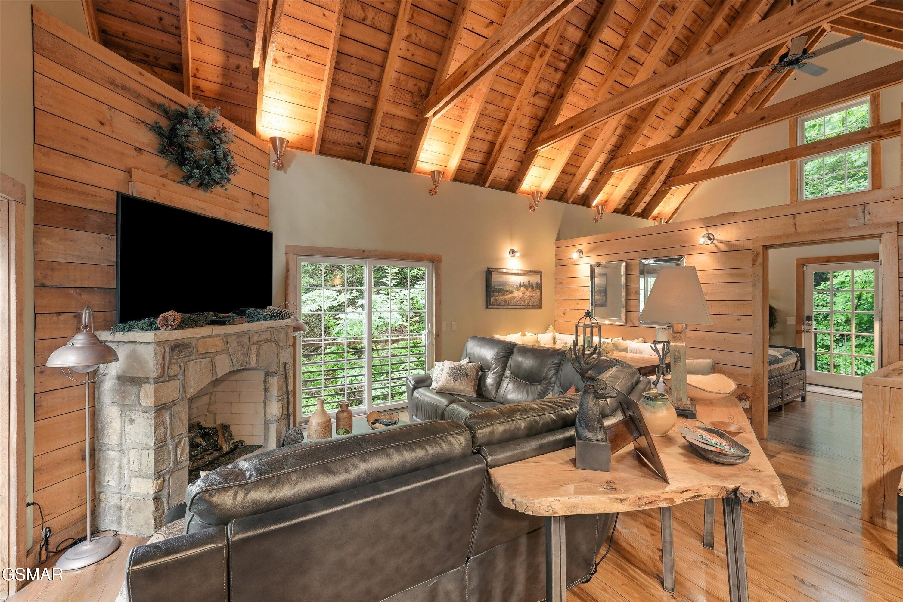 345 Gatlin Drive Gatlinburg TN 37738