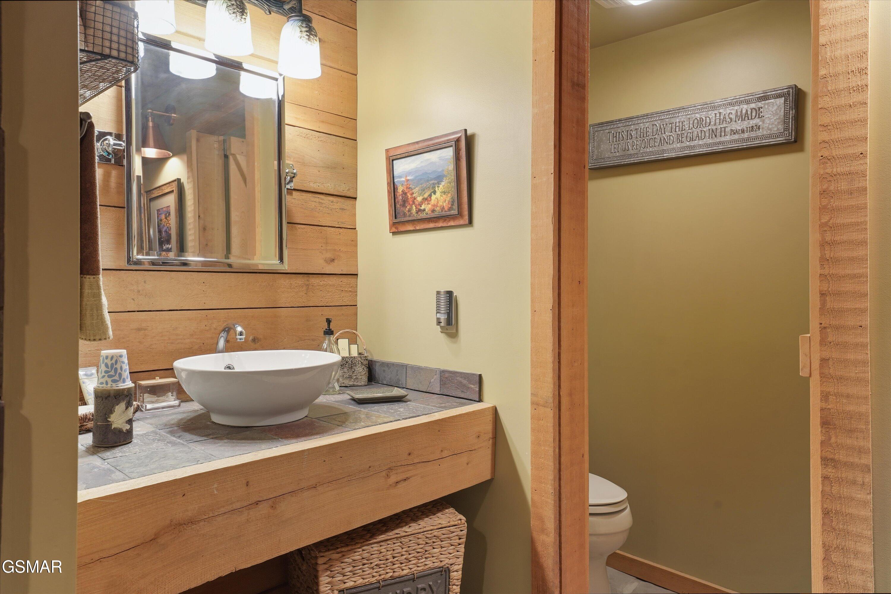 345 Gatlin Drive Gatlinburg TN 37738