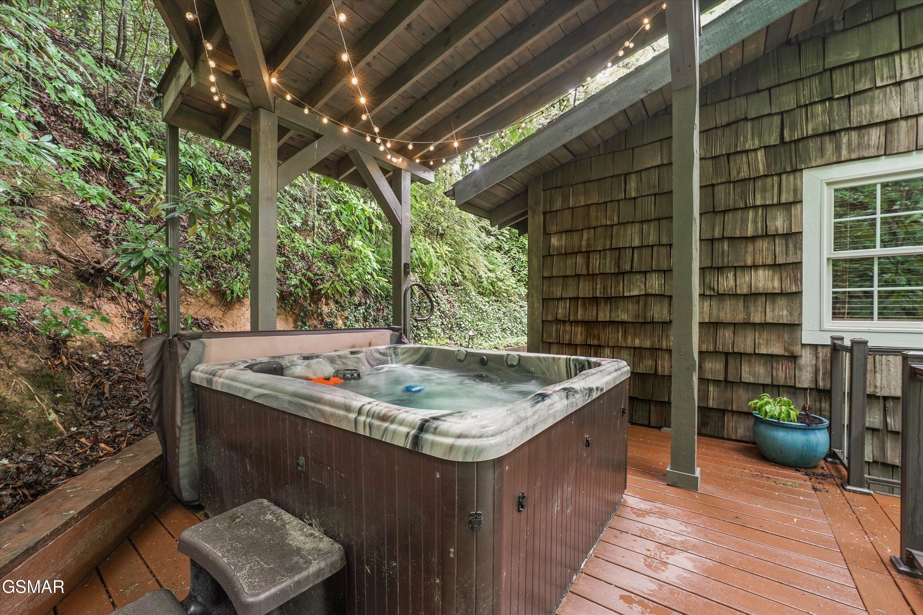 345 Gatlin Drive Gatlinburg TN 37738