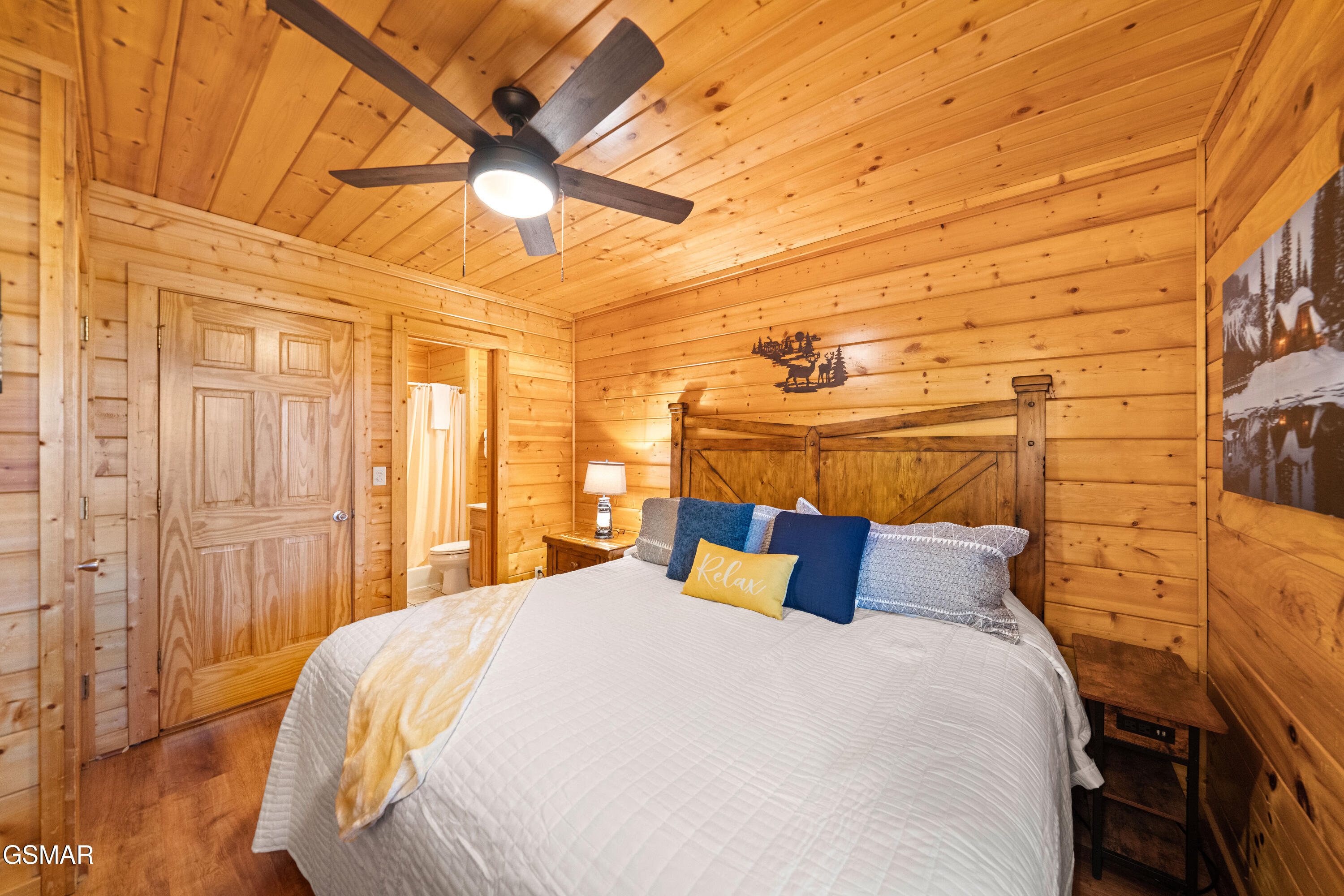 1642 Kissing Way Sevierville TN 37862