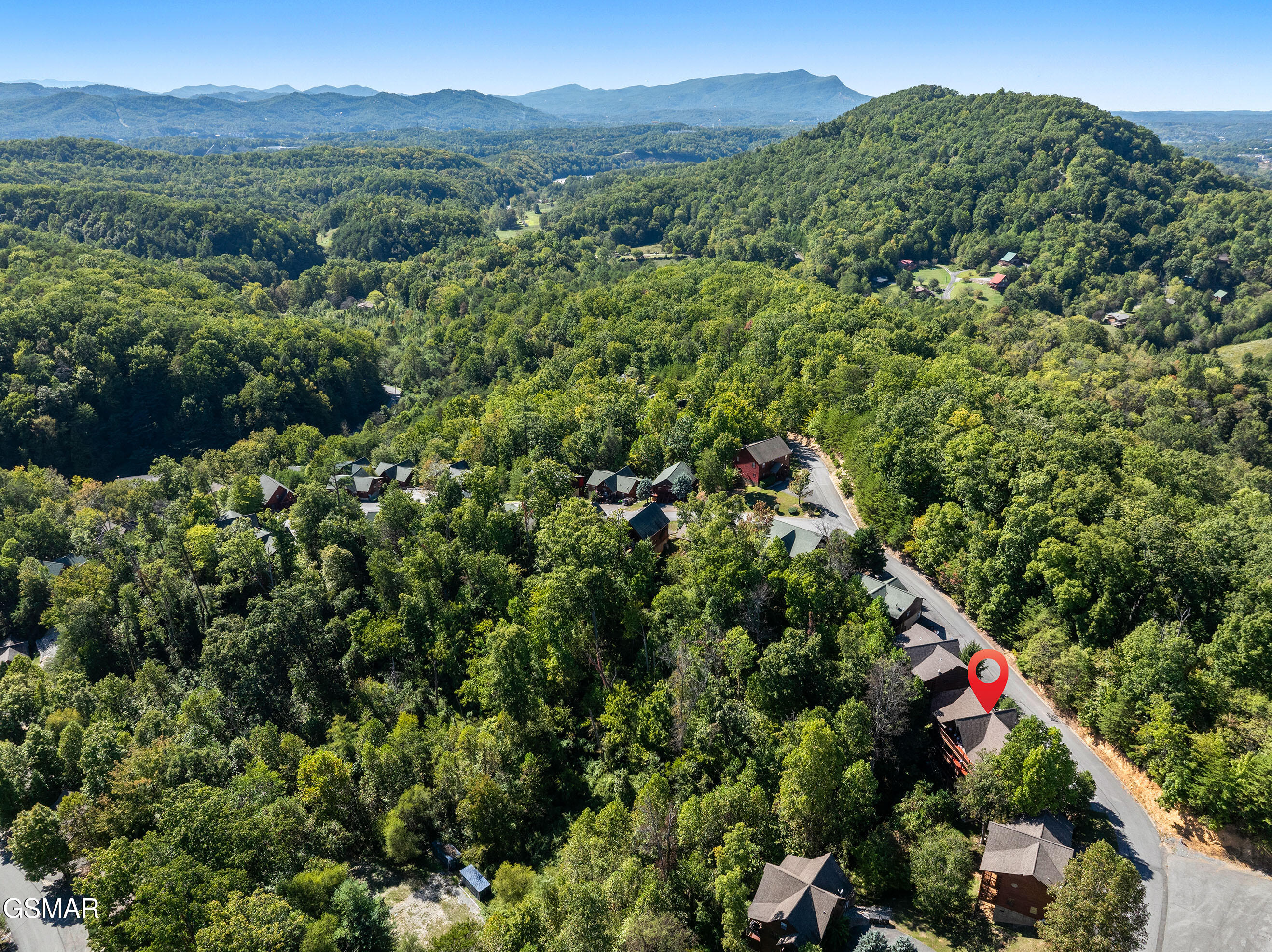 1642 Kissing Way Sevierville TN 37862