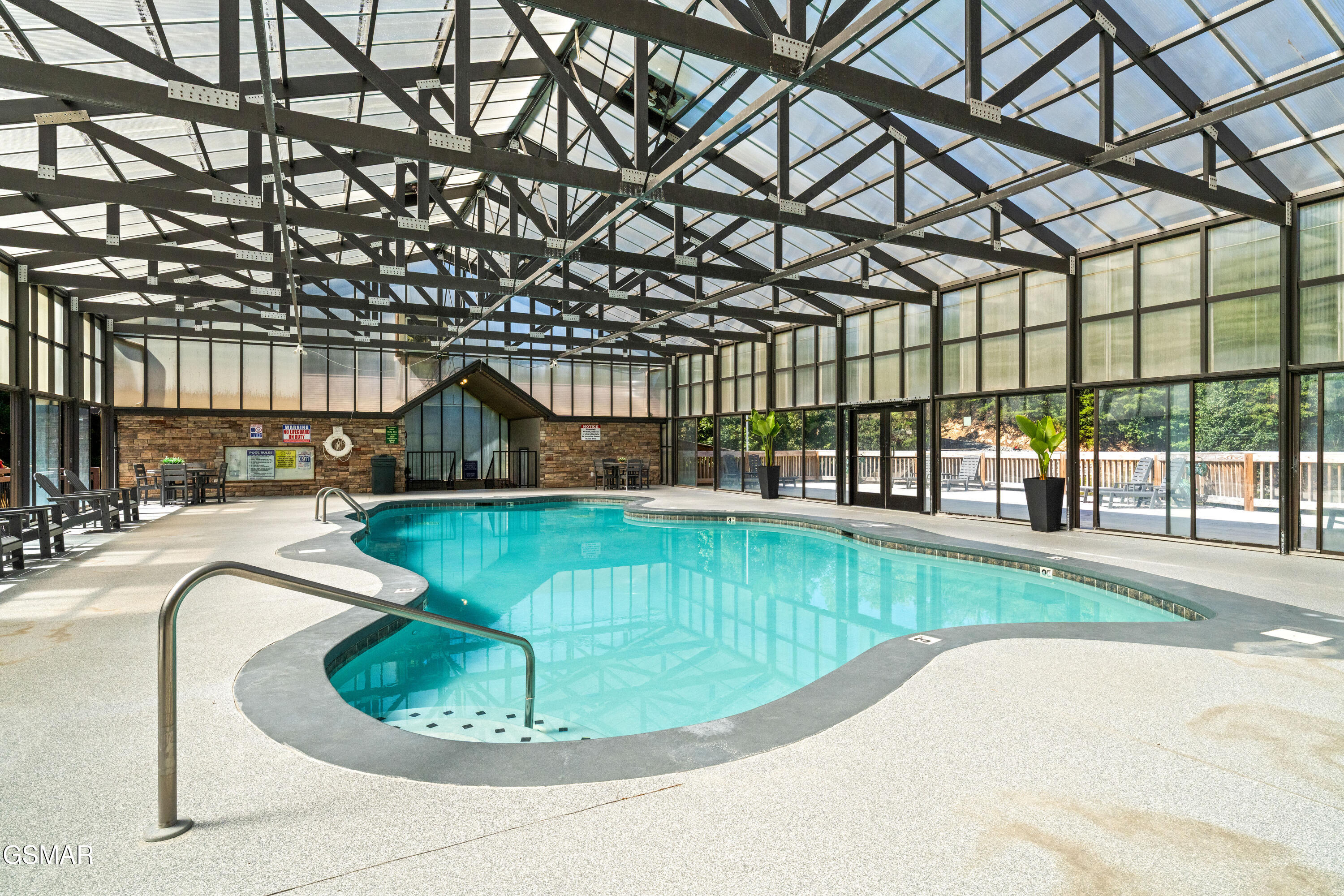 1642 Kissing Way Sevierville TN 37862