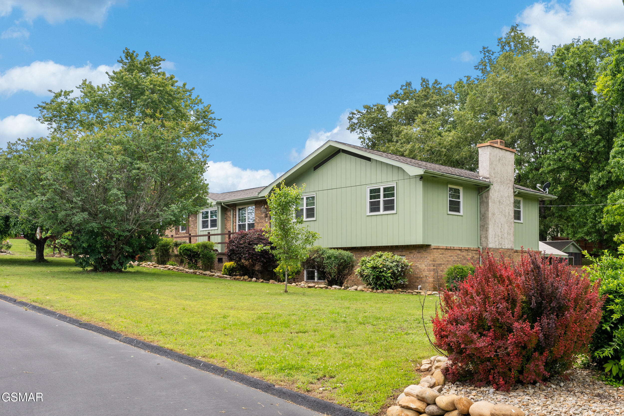 310 Hollywood Circle Sevierville TN 37862