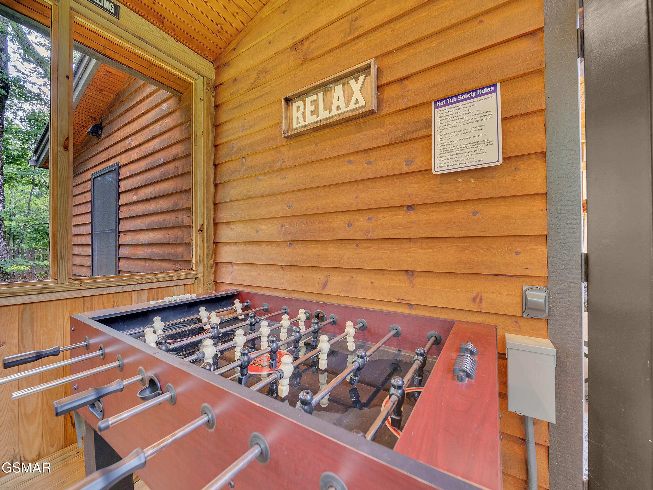 2404 Bobs Pass Sevierville TN 37876