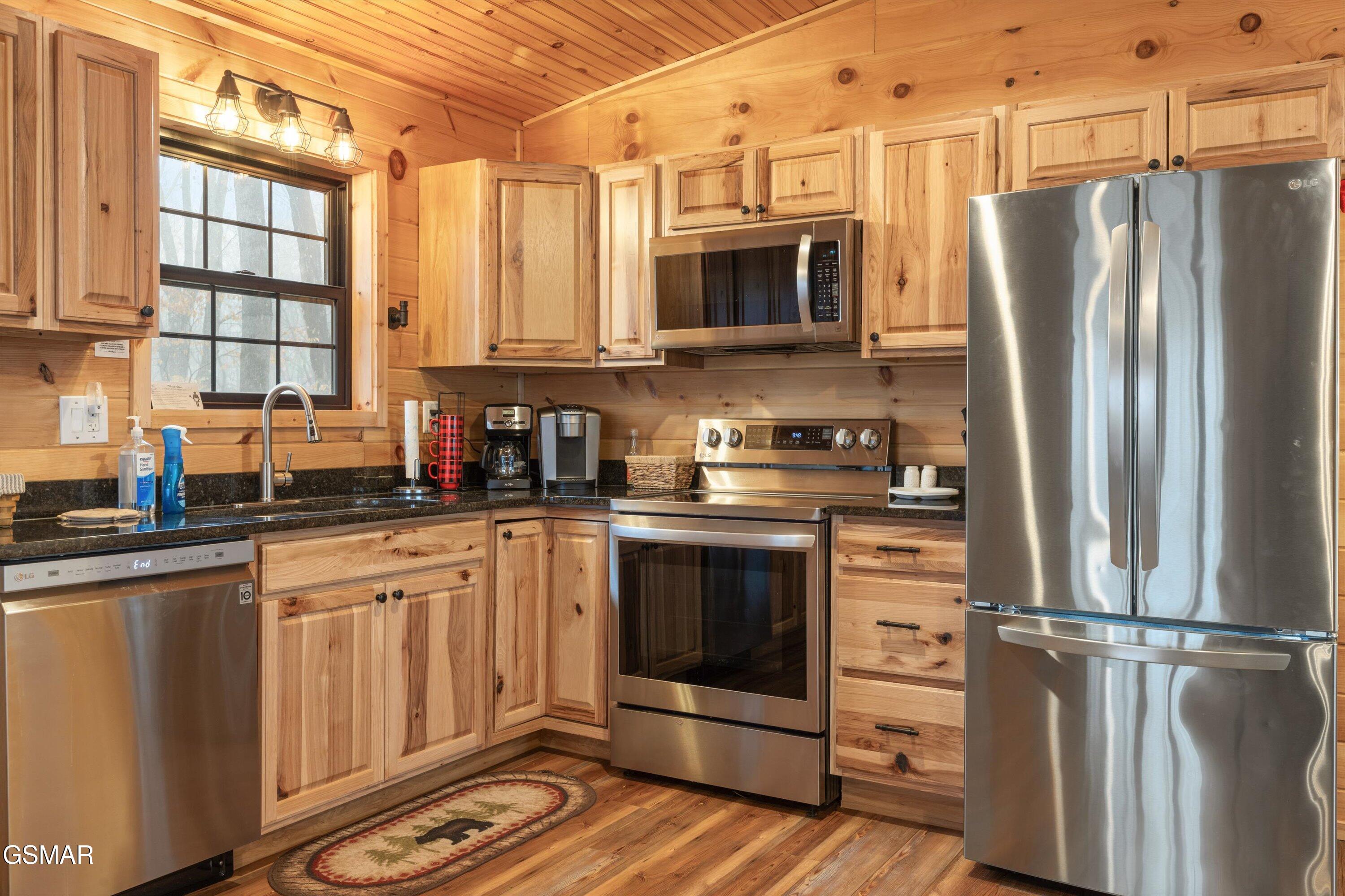 3068 Winding Way Cosby TN 37722