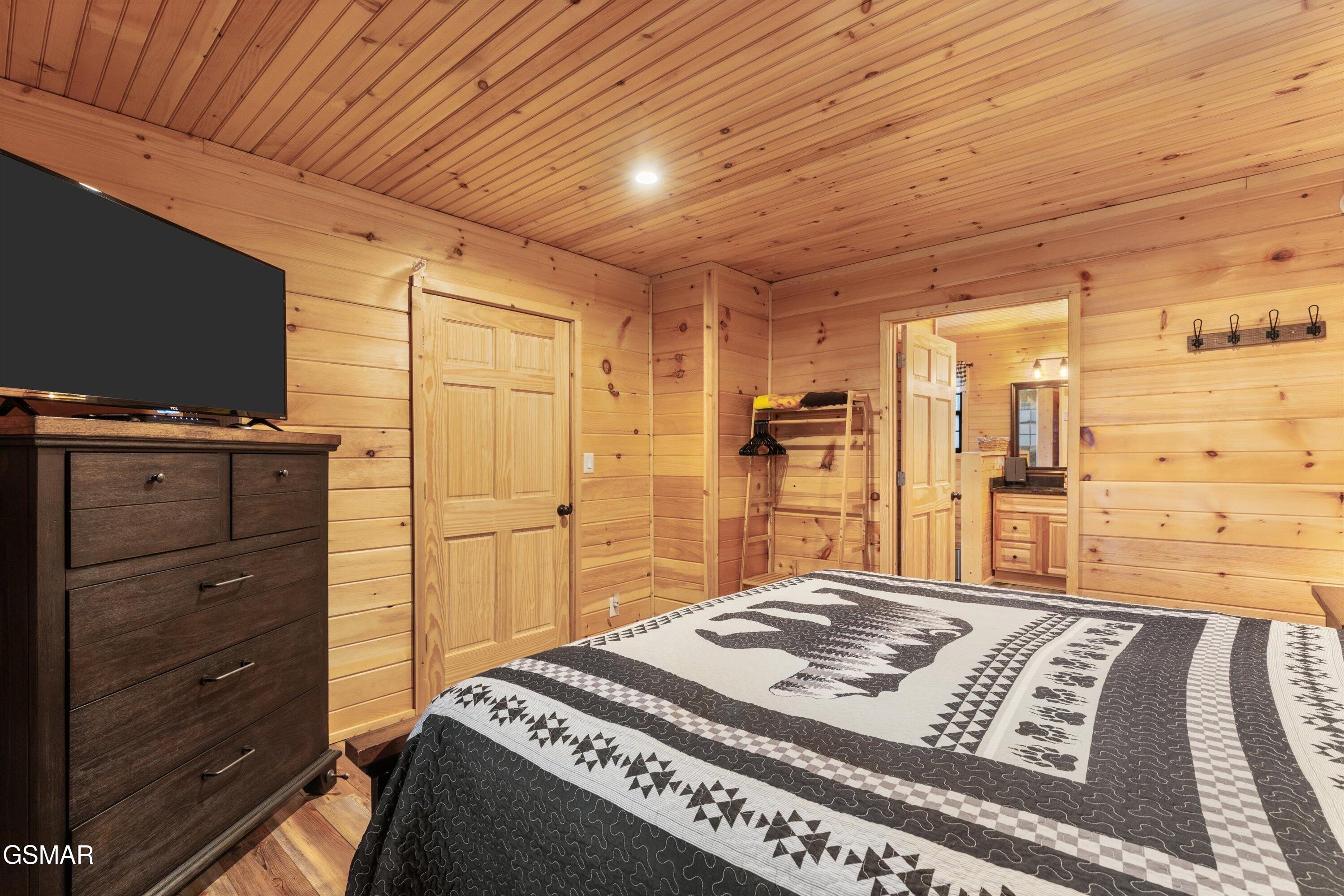 3068 Winding Way Cosby TN 37722