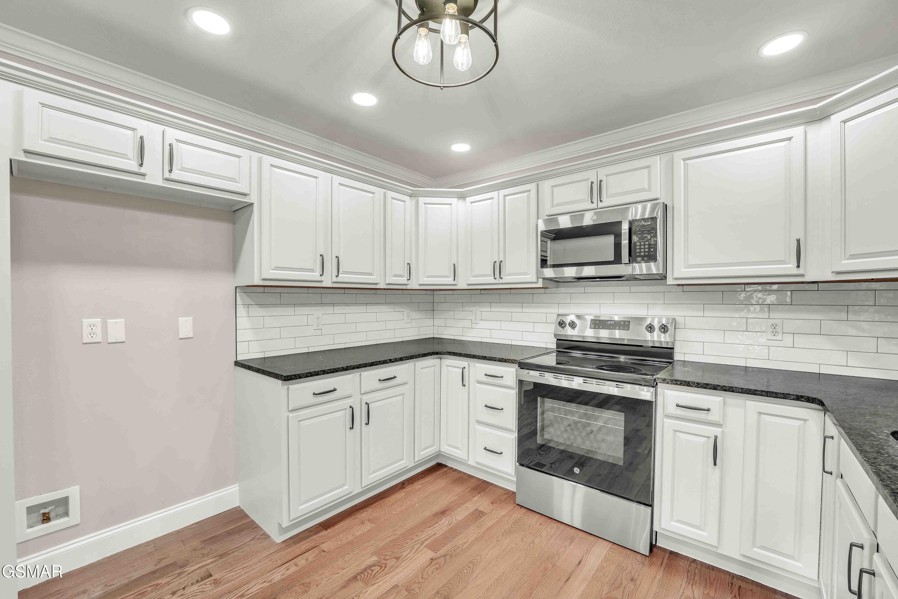 334 Amolee Lane Sevierville TN 37876