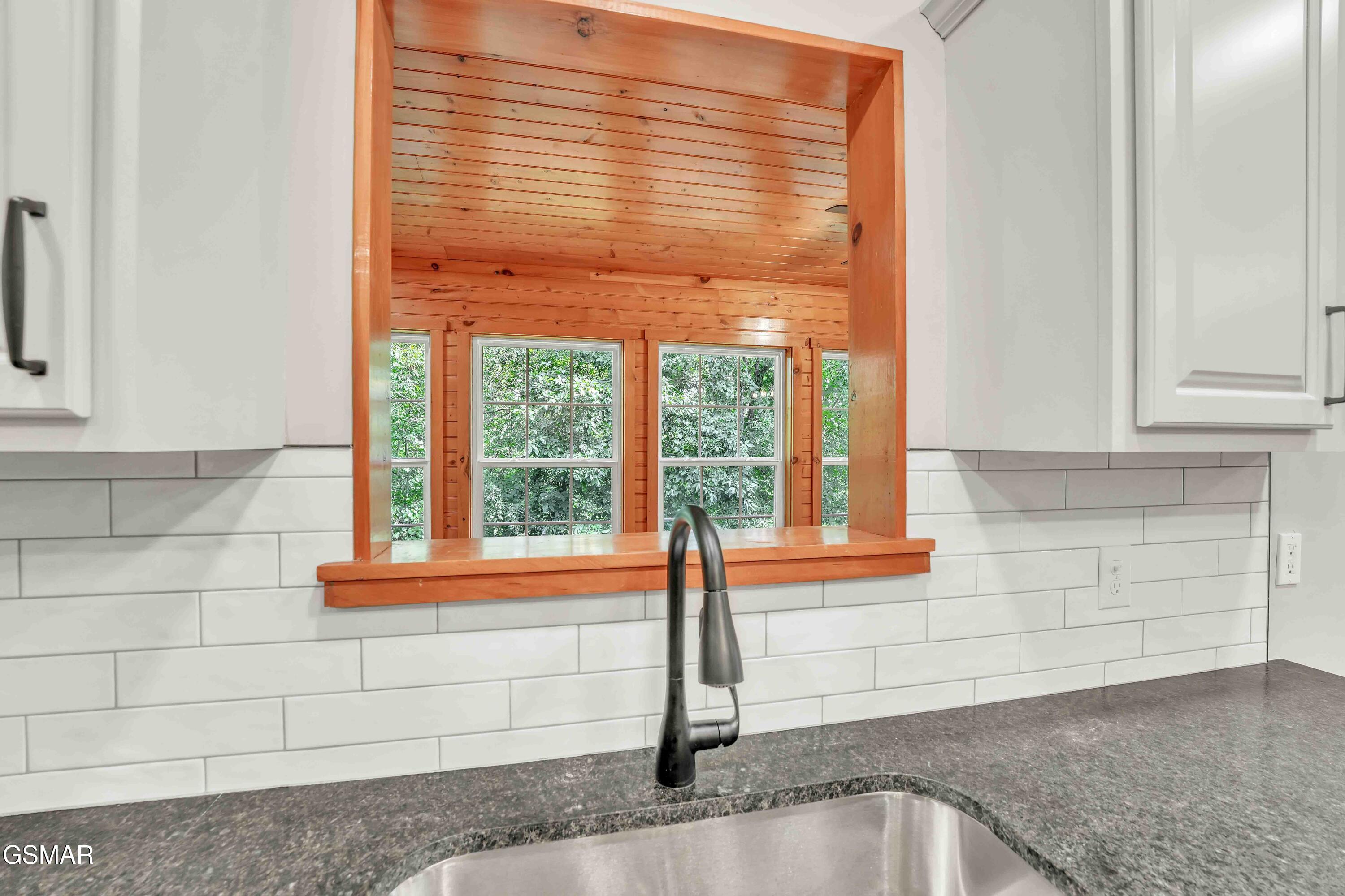 334 Amolee Lane Sevierville TN 37876