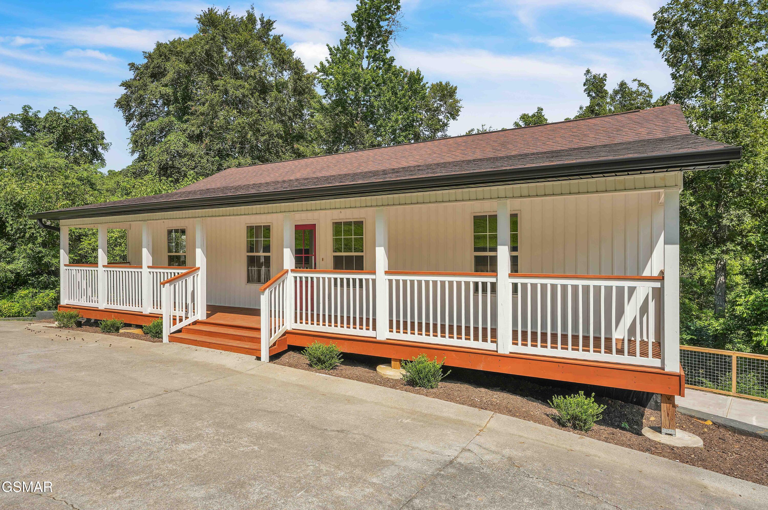 334 Amolee Lane Sevierville TN 37876