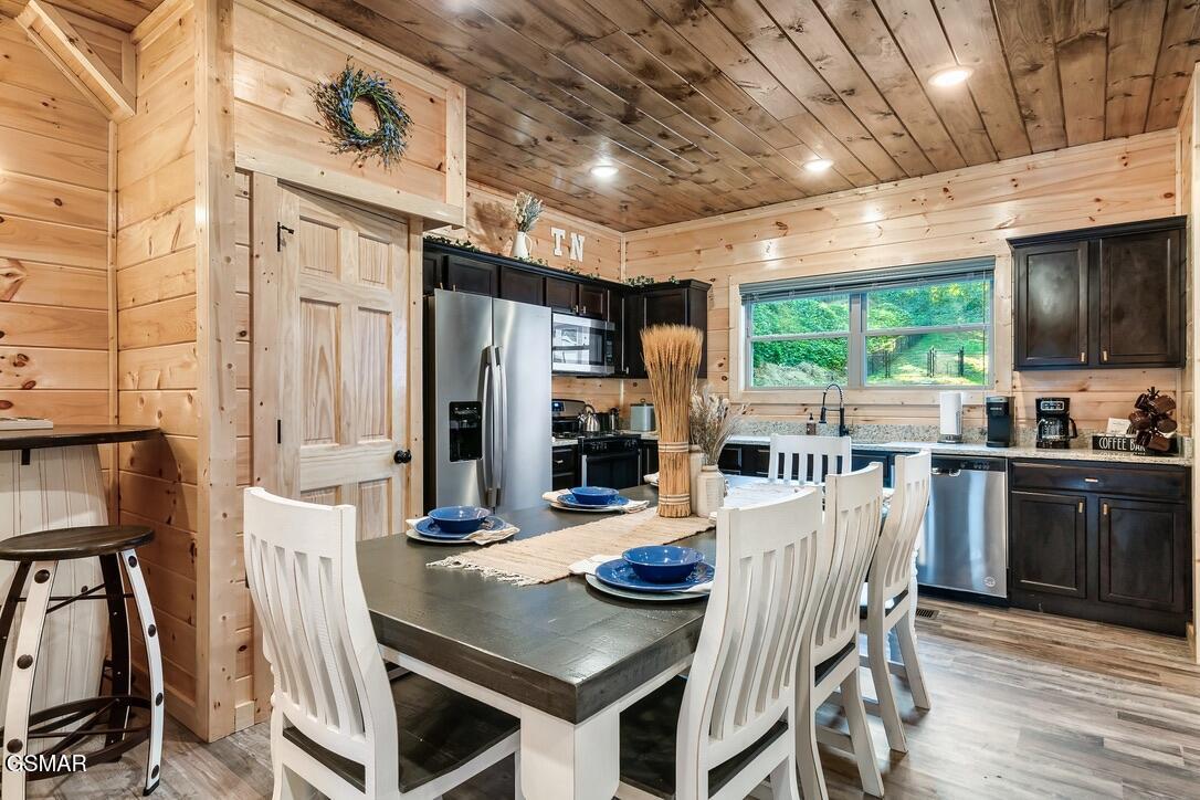 576 Dollywood Lane Unit 9 Pigeon Forge TN 37863